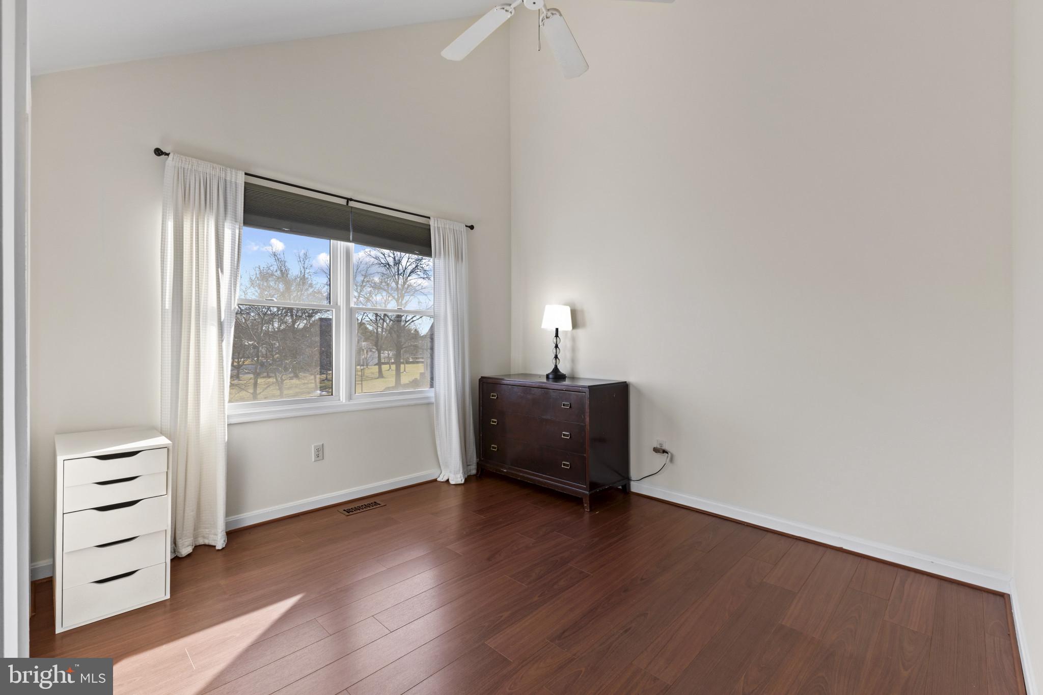 BAYSIDE MARINA - Residential