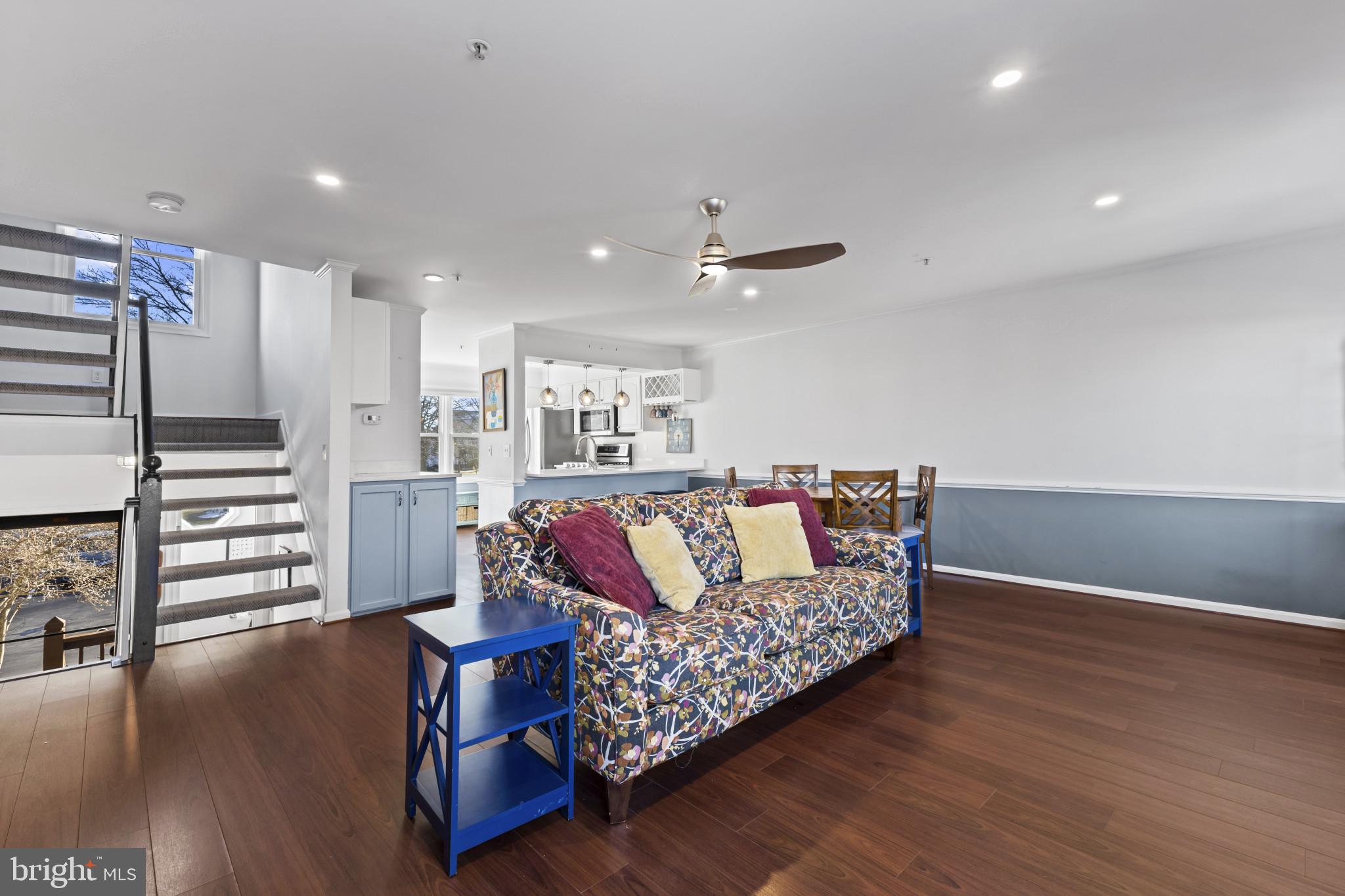 BAYSIDE MARINA - Residential