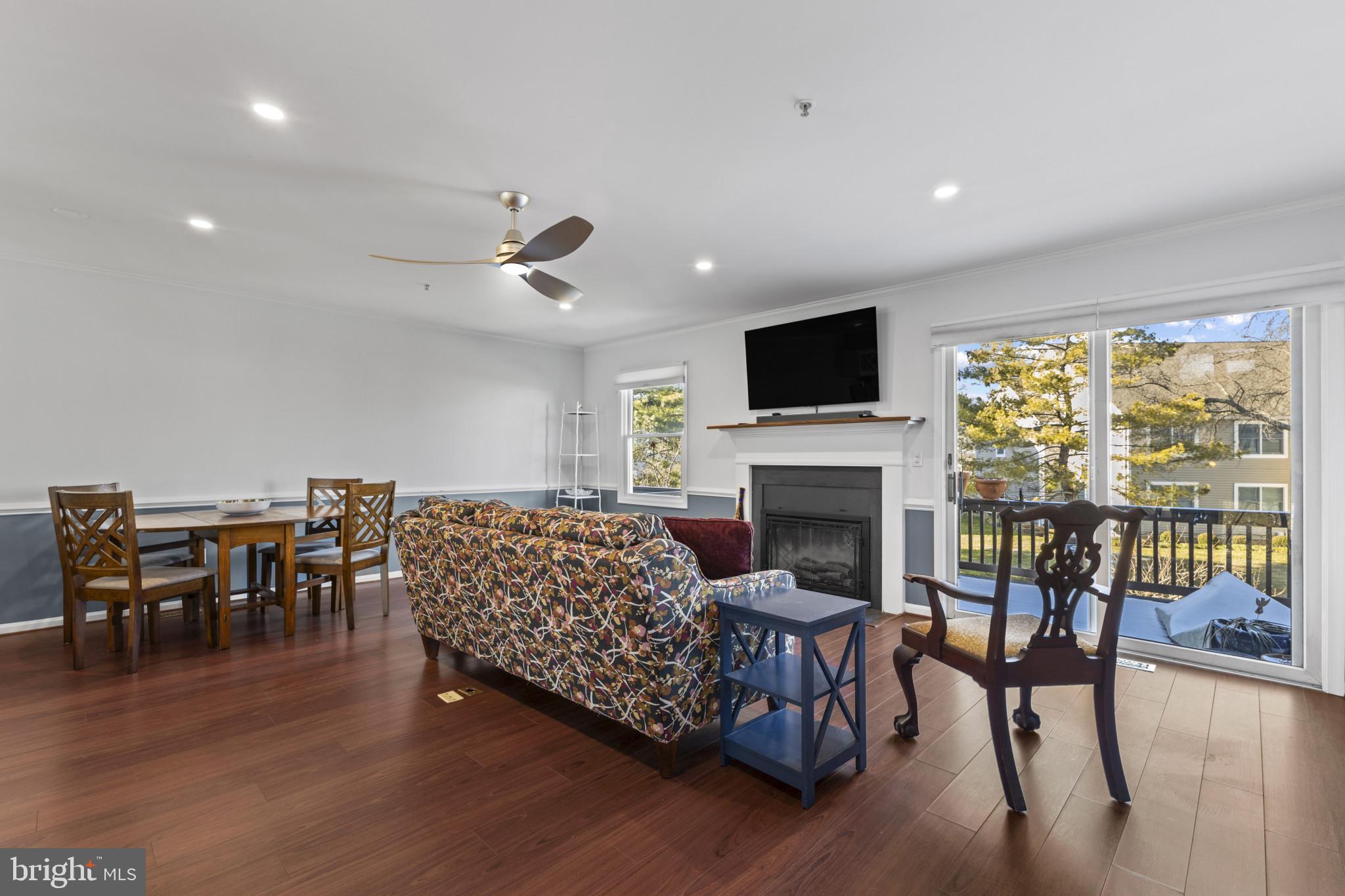 BAYSIDE MARINA - Residential