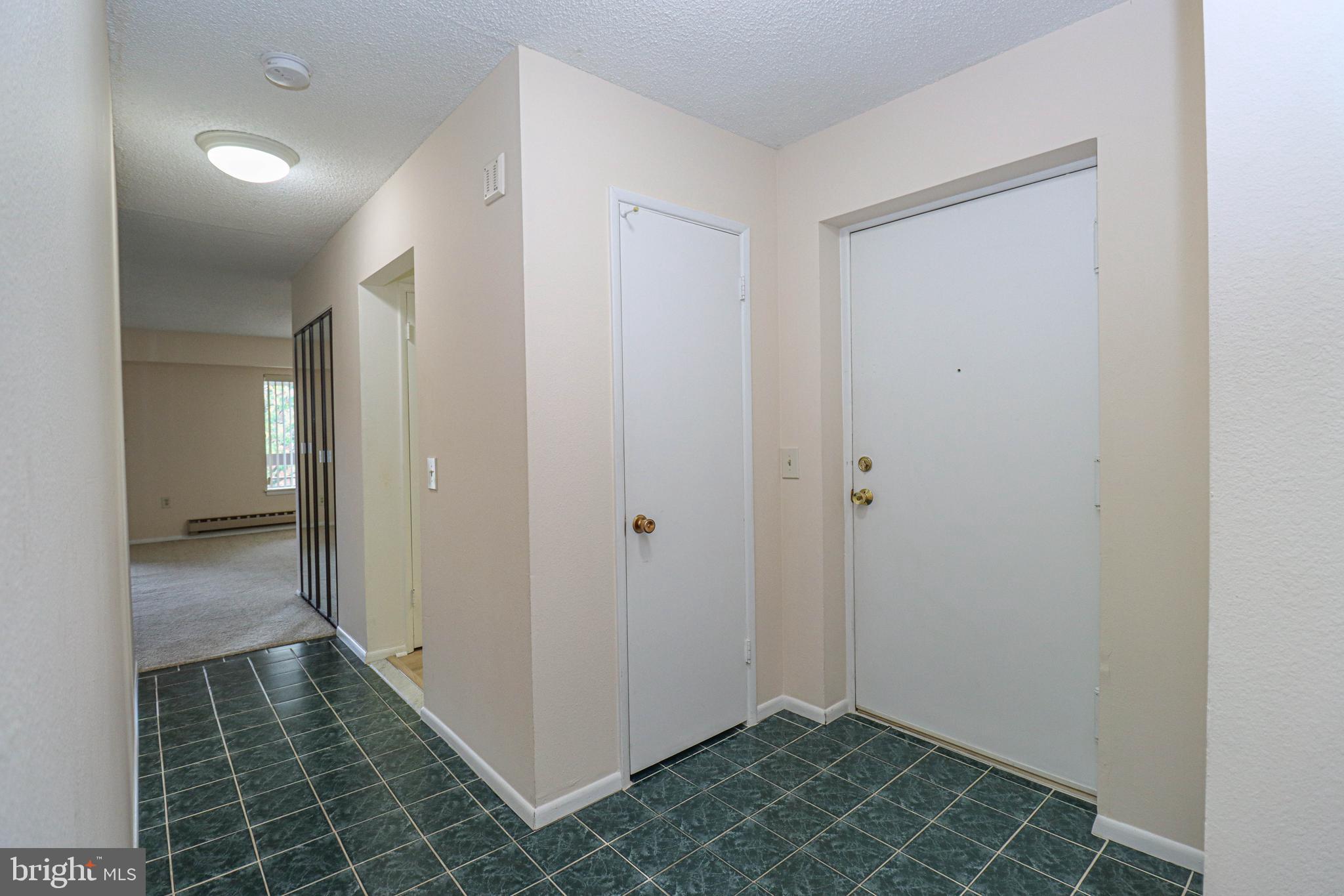 LEISURE WORLD - Residential