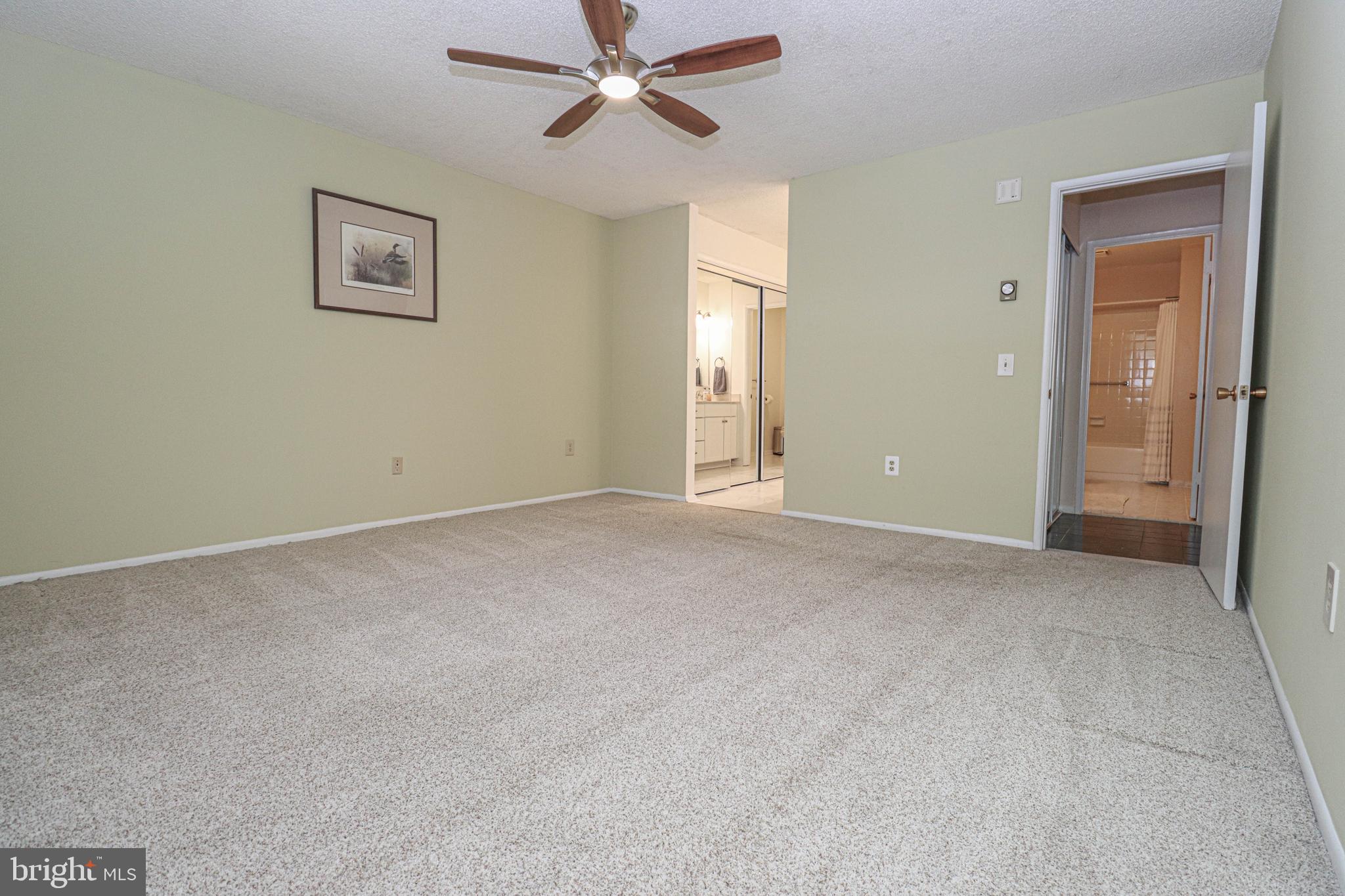 LEISURE WORLD - Residential