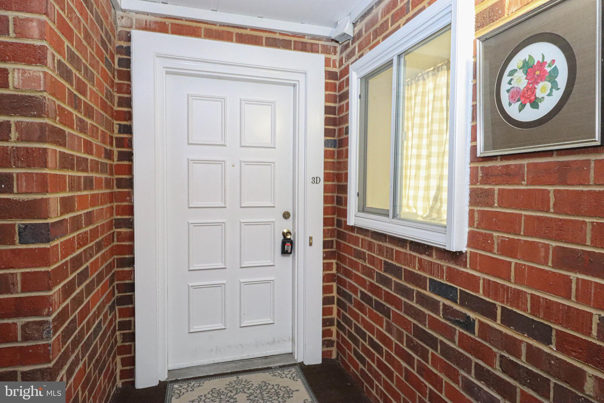 LEISURE WORLD - Residential