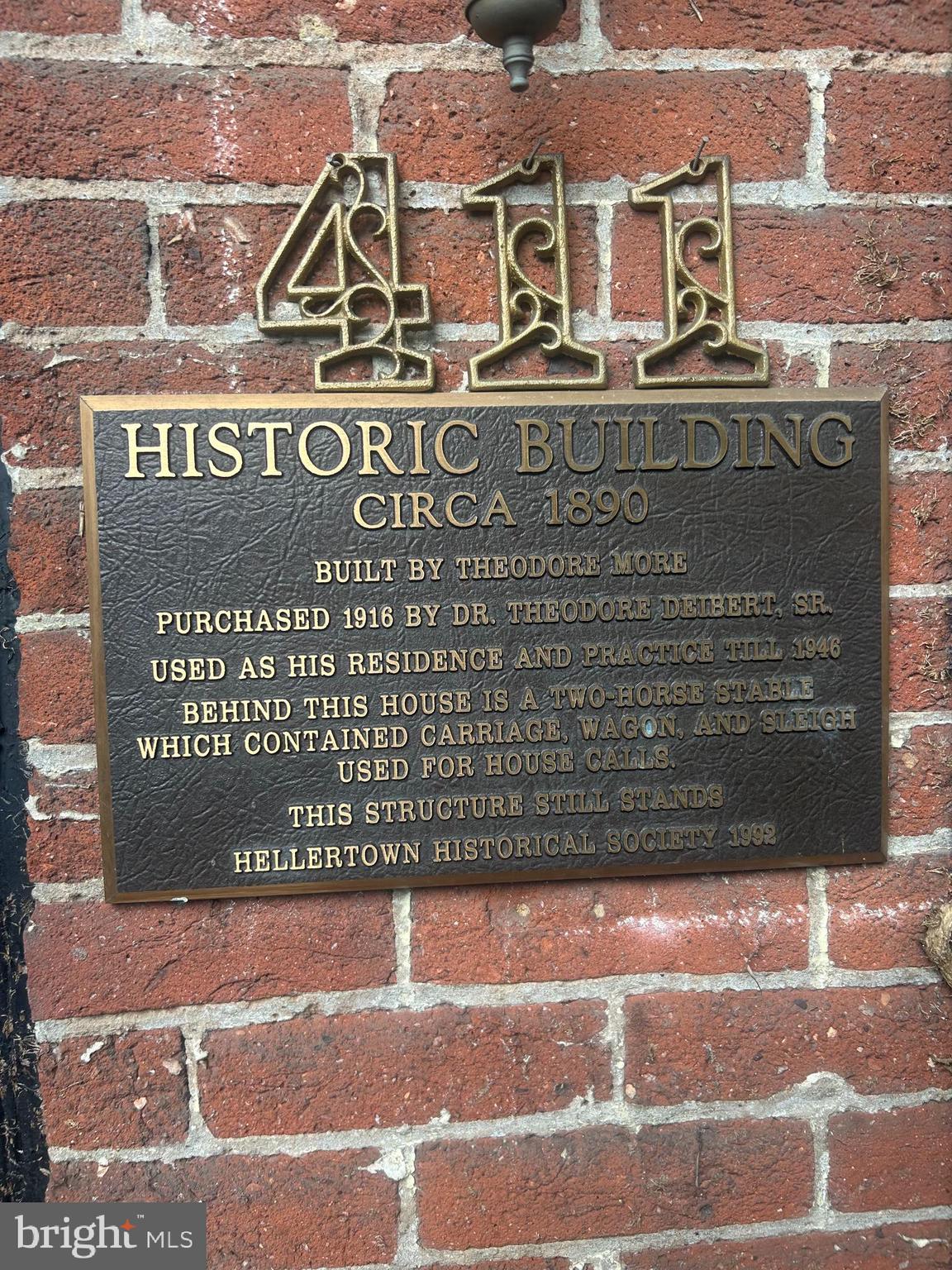 411 MAIN STREET