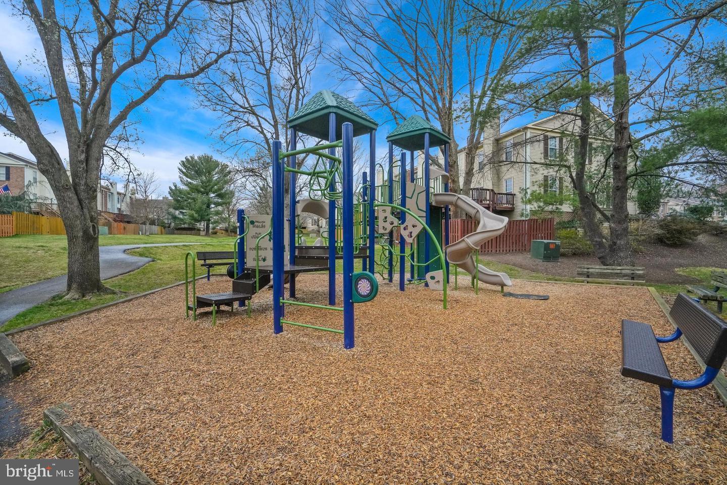 PINECREST - Residential