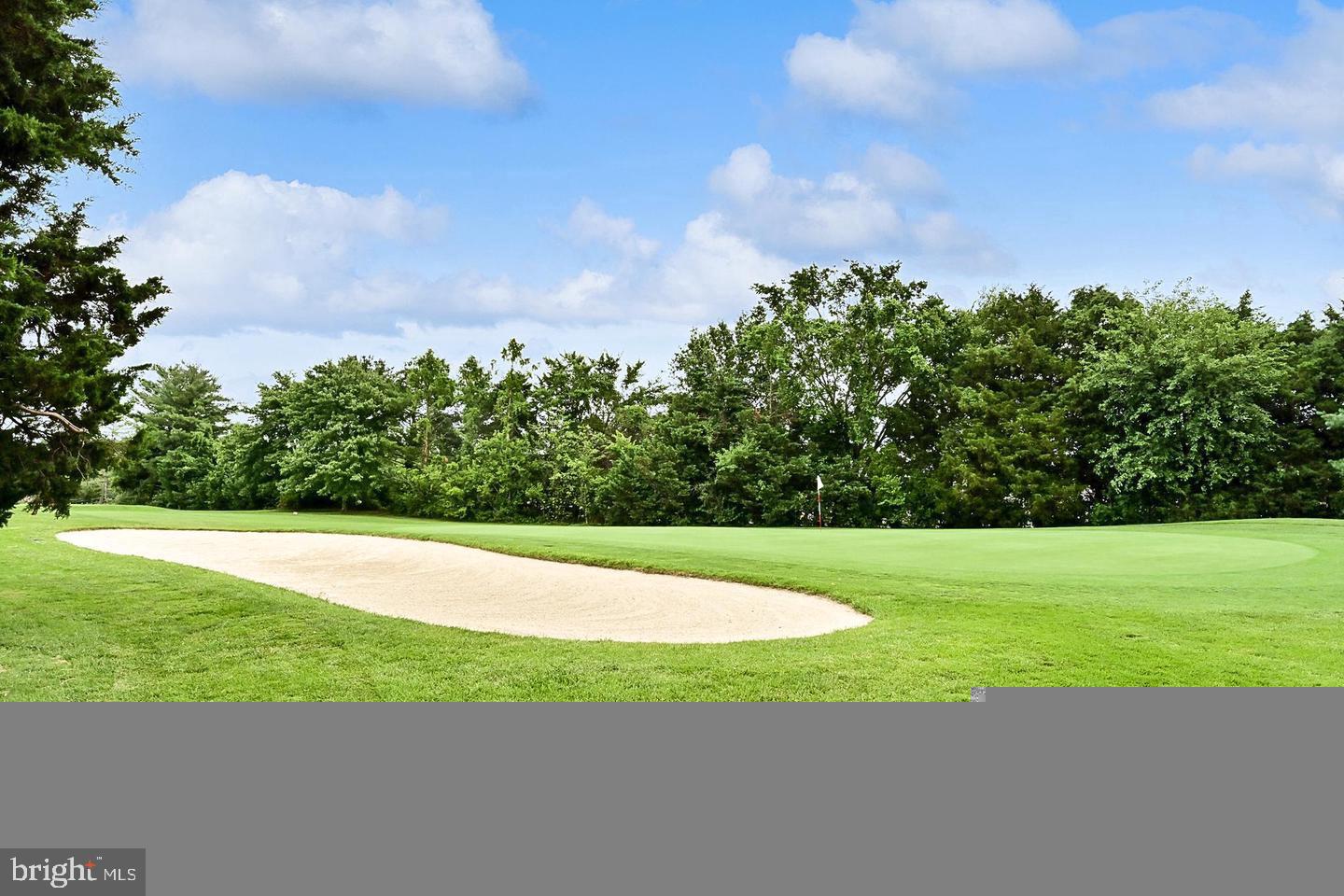 PINECREST - Residential