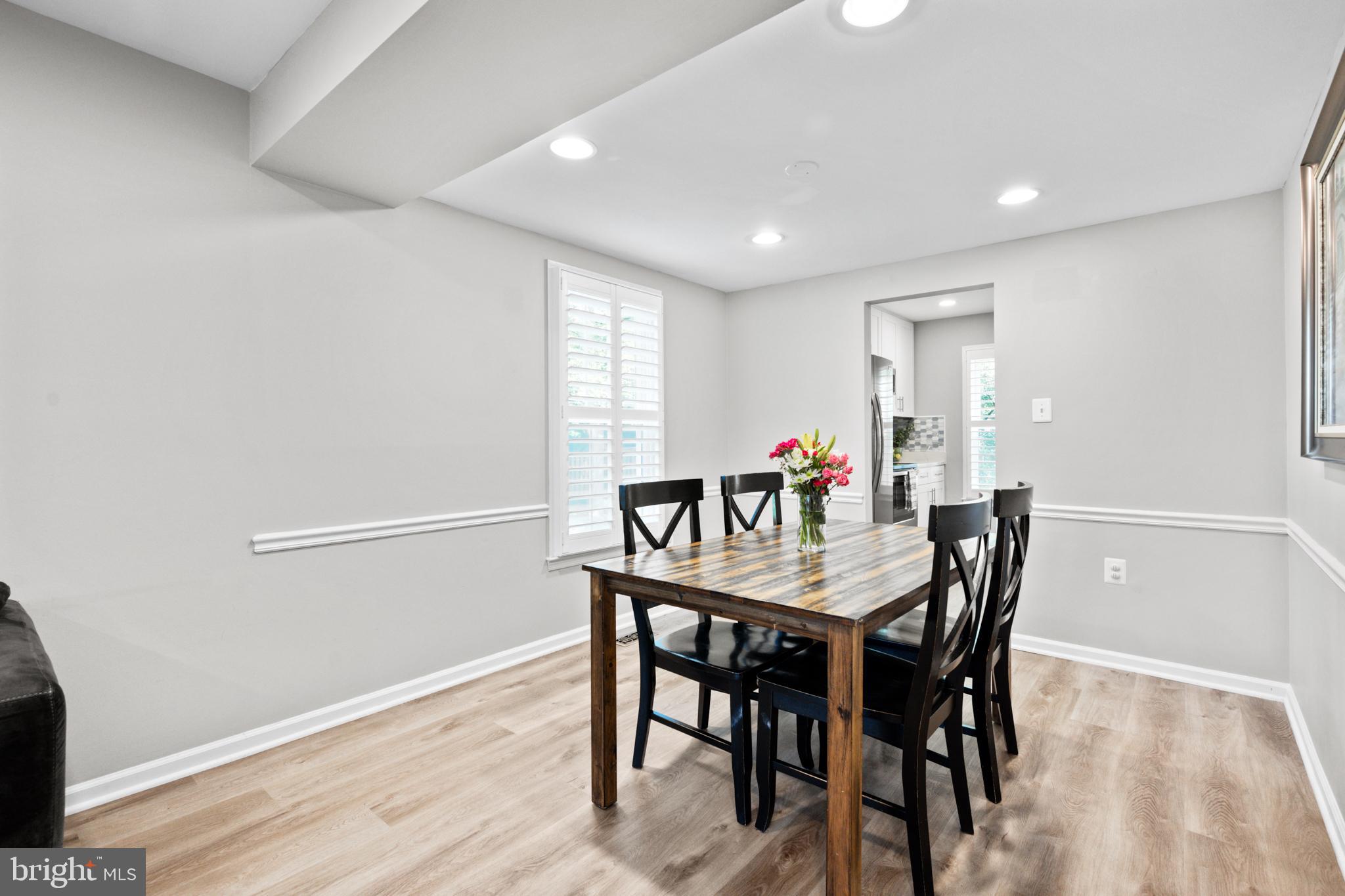 PINECREST - Residential