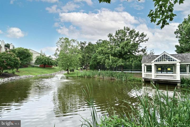 PINECREST - Residential