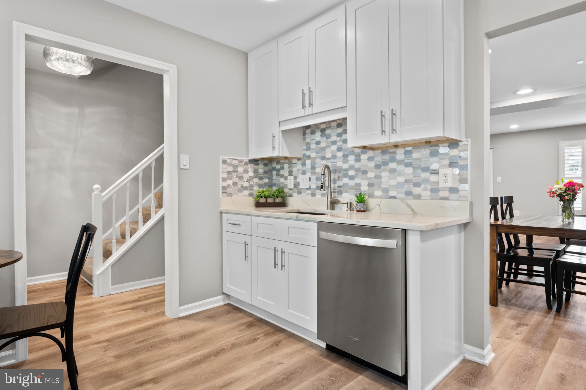 PINECREST - Residential