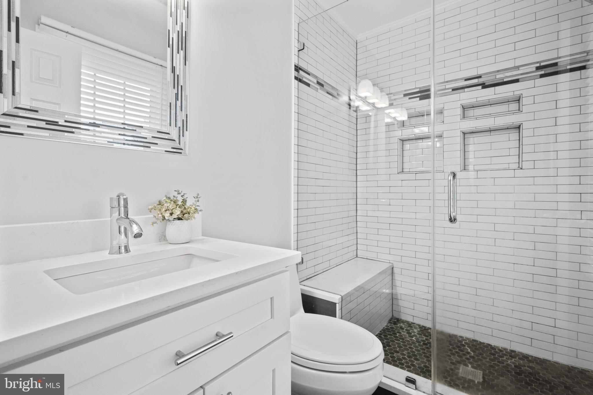 PINECREST - Residential