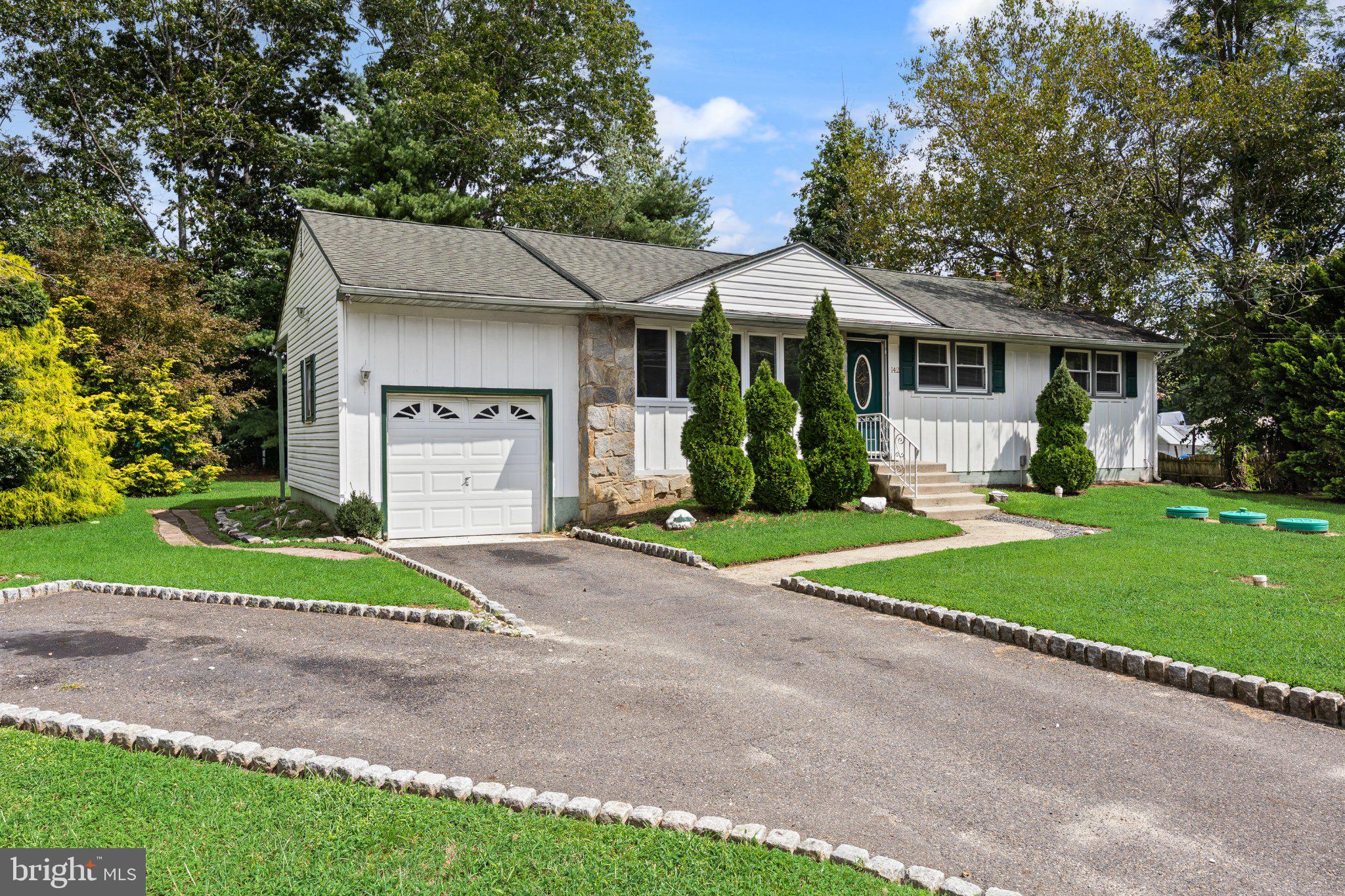 142 NEW FREEDOM ROAD