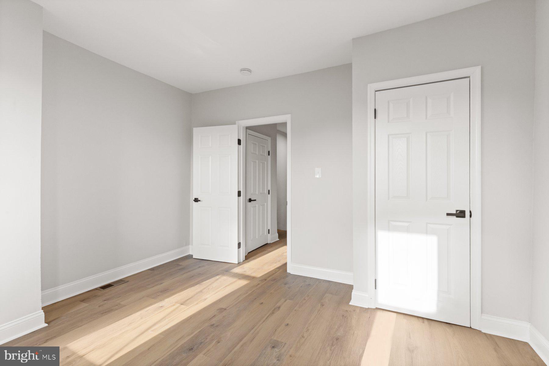 CHARLES VILLAGE - Residential