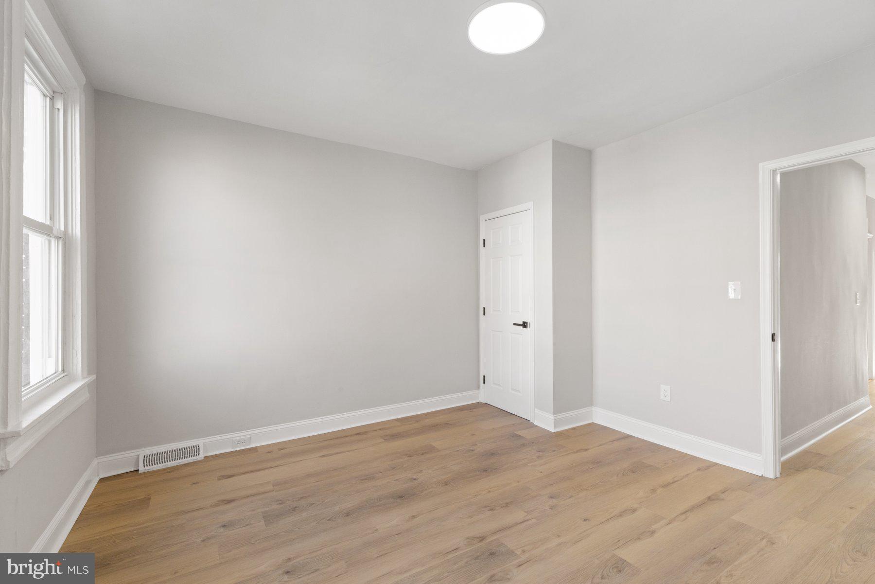 CHARLES VILLAGE - Residential