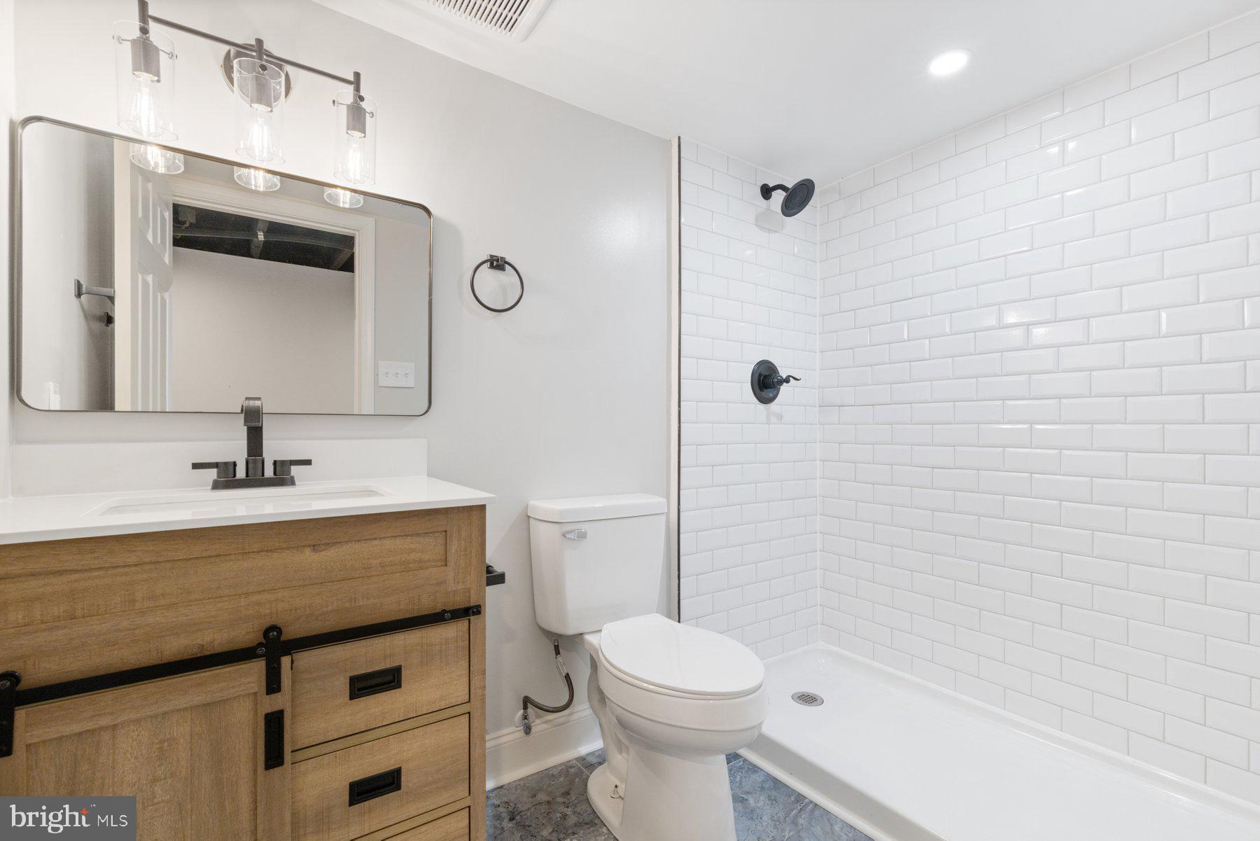 CHARLES VILLAGE - Residential