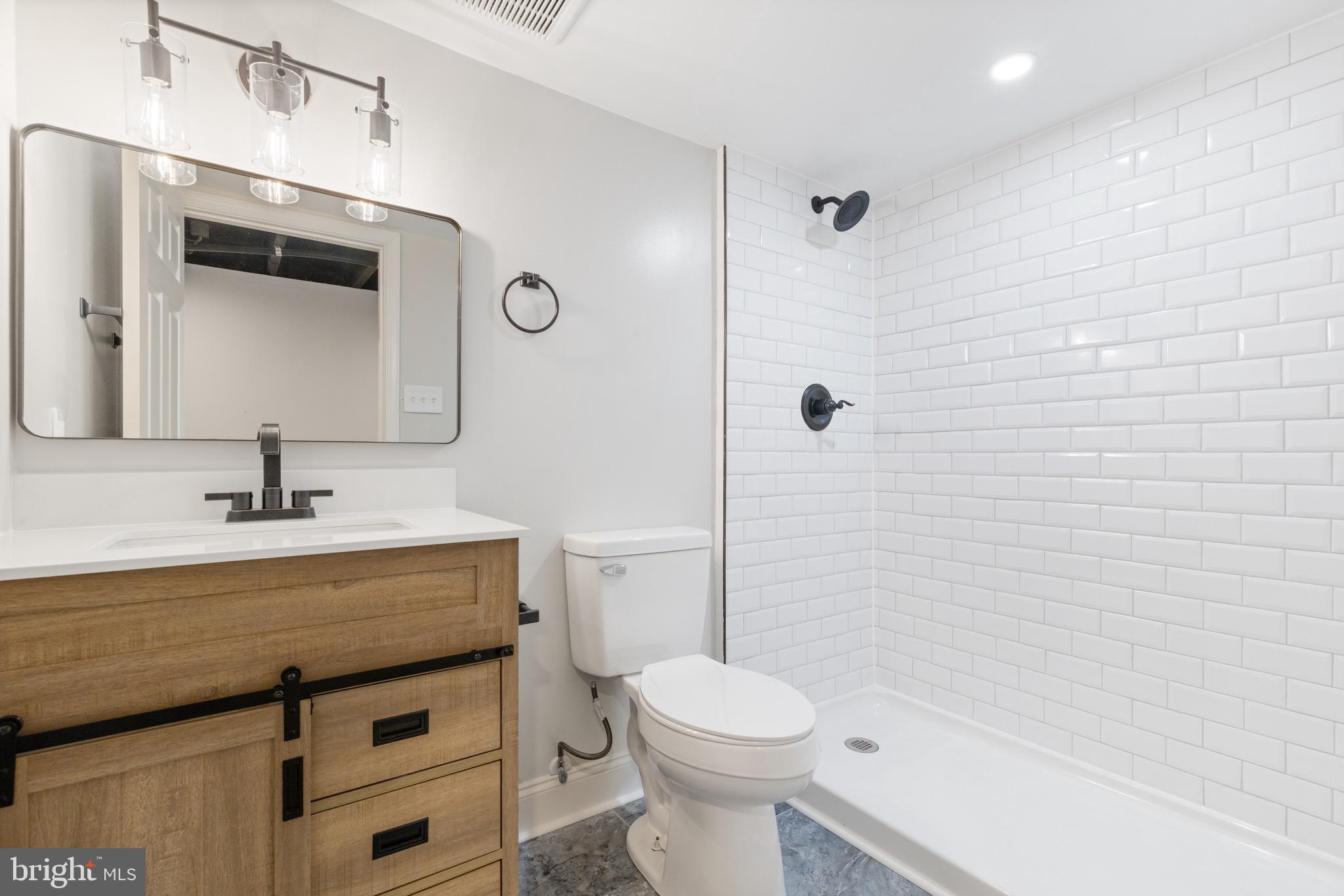 CHARLES VILLAGE - Residential