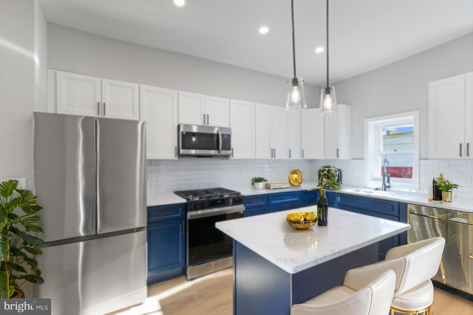 CHARLES VILLAGE - Residential