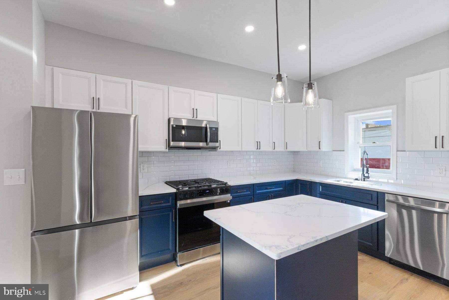 CHARLES VILLAGE - Residential