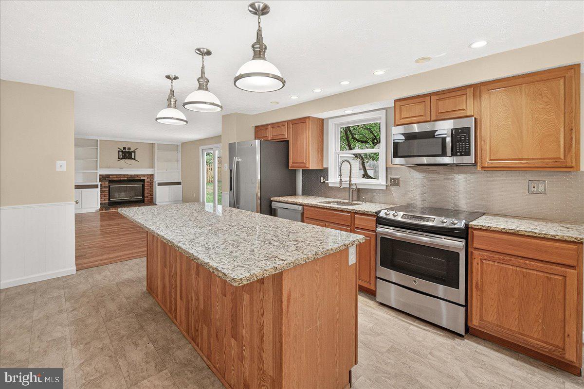 EMORY GROVE PARK - Residential