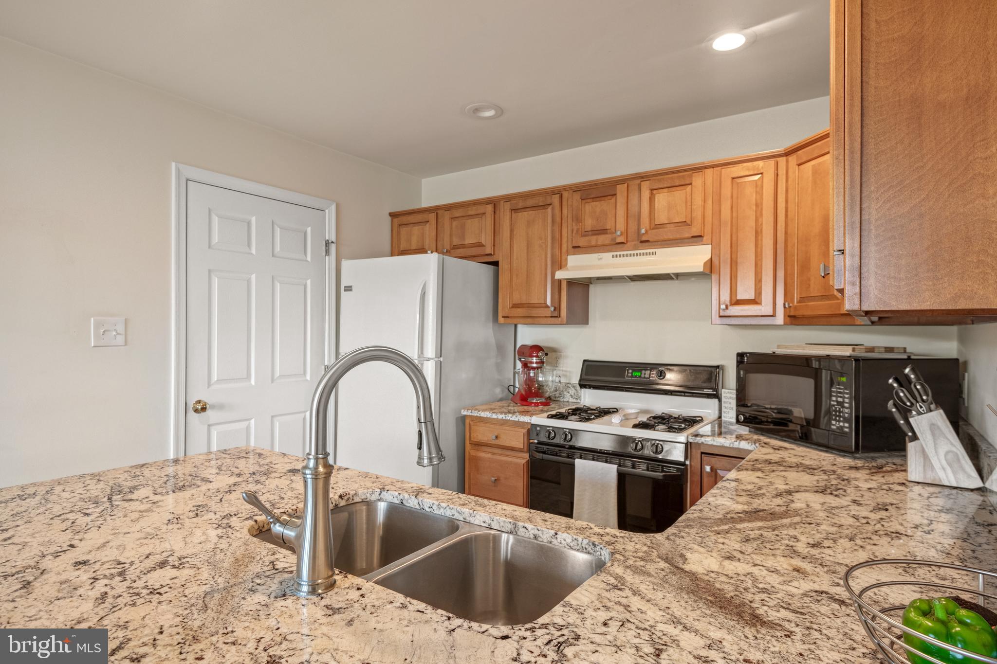 COBBLESTONE COURT - Residential