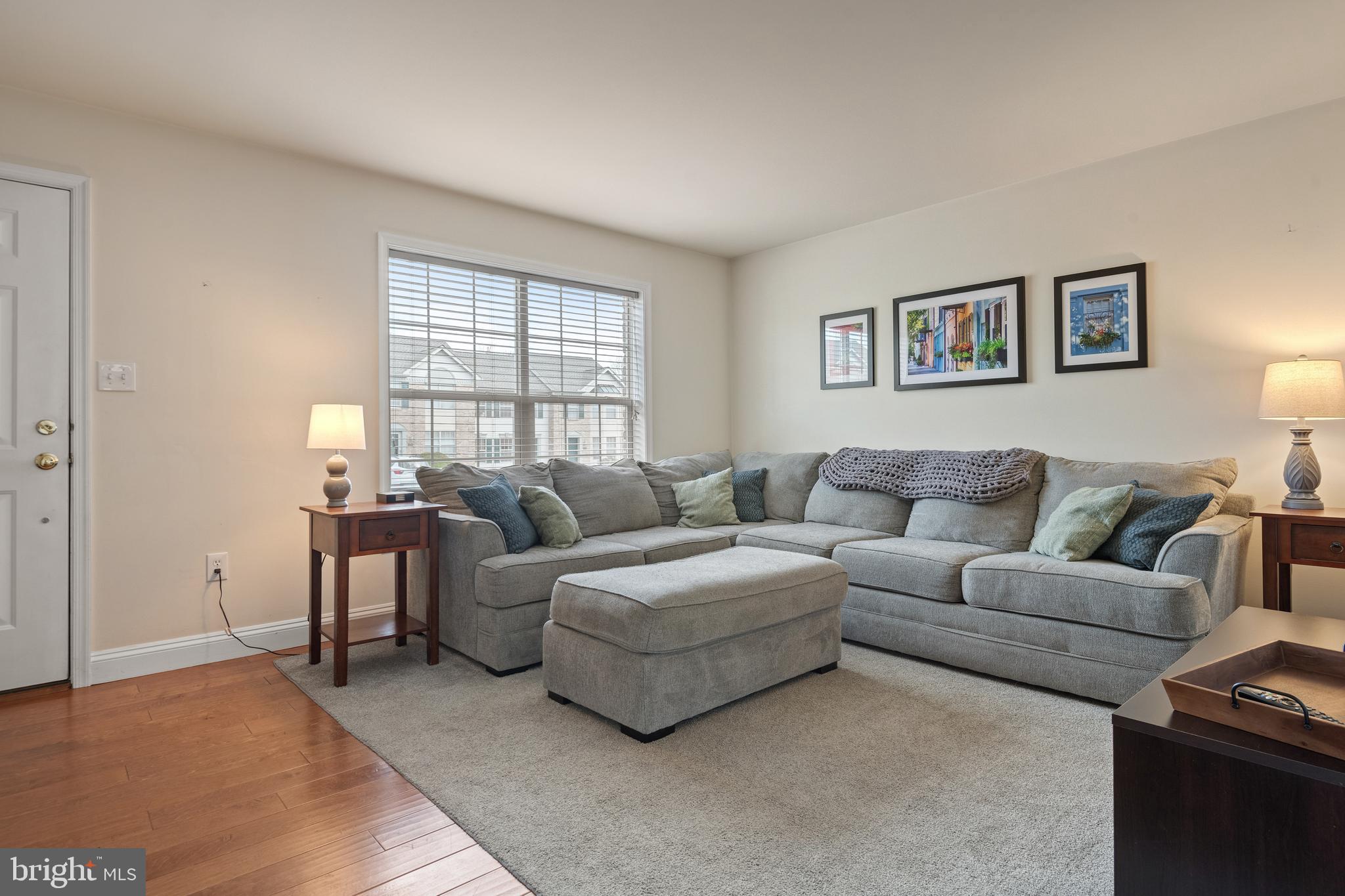 COBBLESTONE COURT - Residential