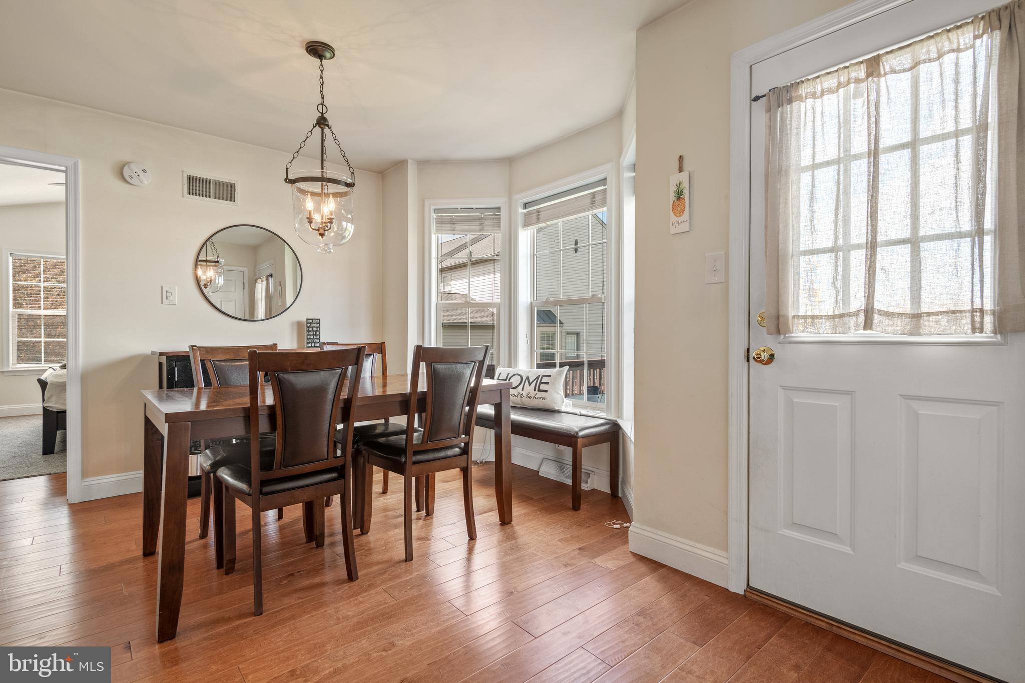 COBBLESTONE COURT - Residential