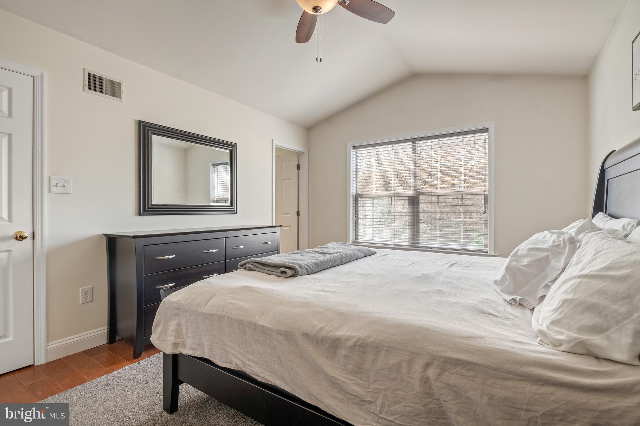 COBBLESTONE COURT - Residential