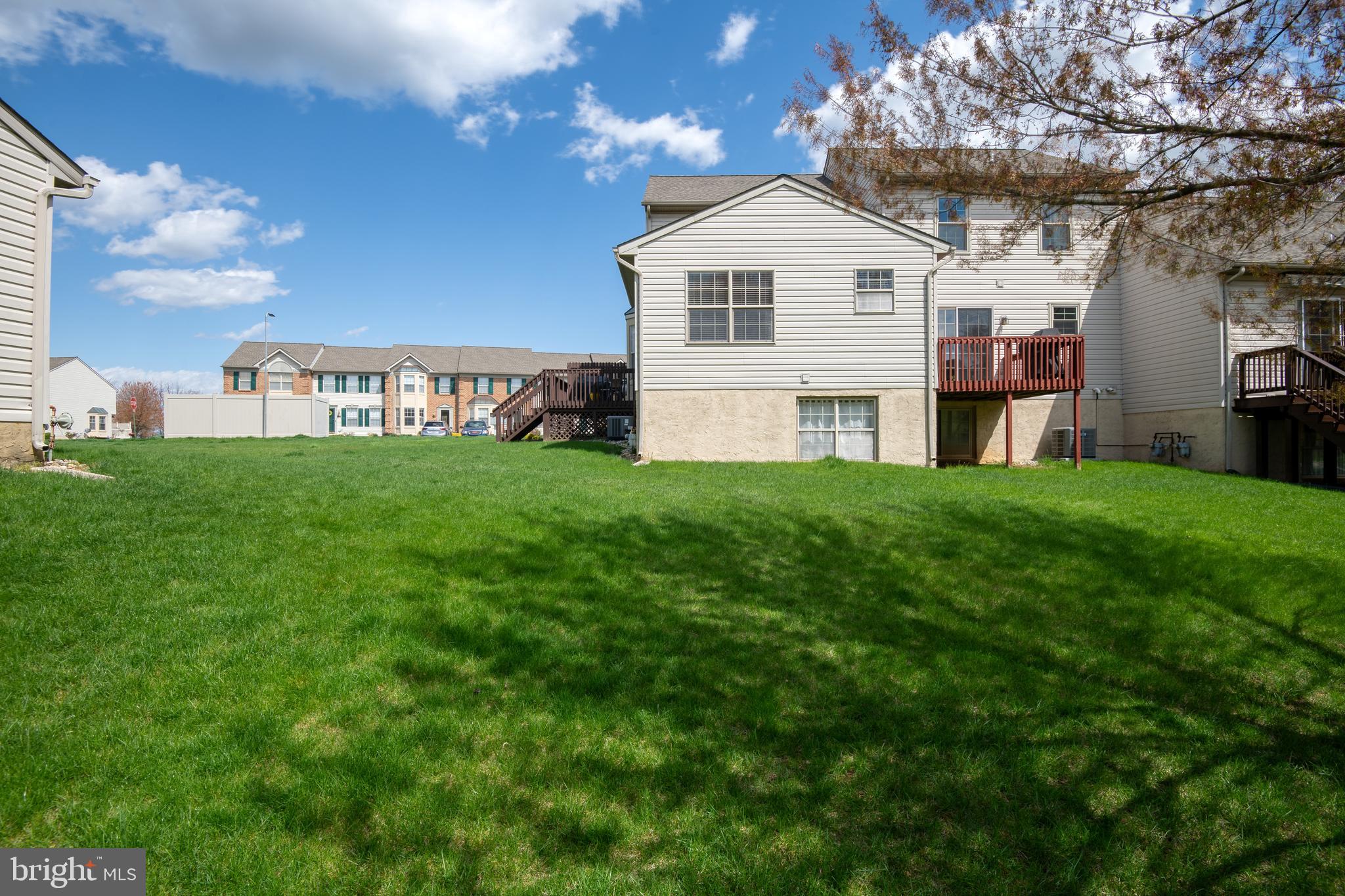 COBBLESTONE COURT - Residential