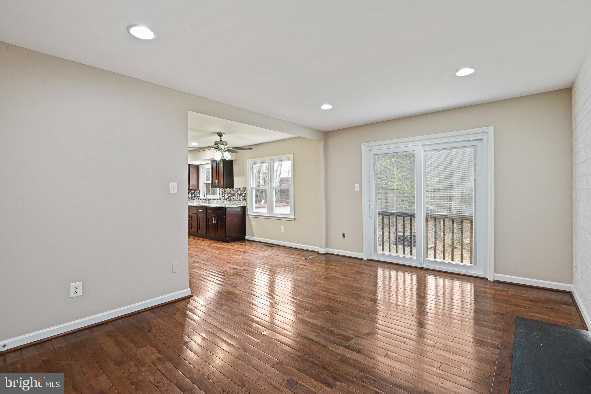 FIVE OAKS ESTATES - Residential