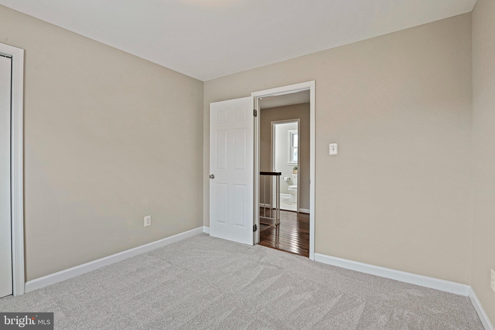 FIVE OAKS ESTATES - Residential