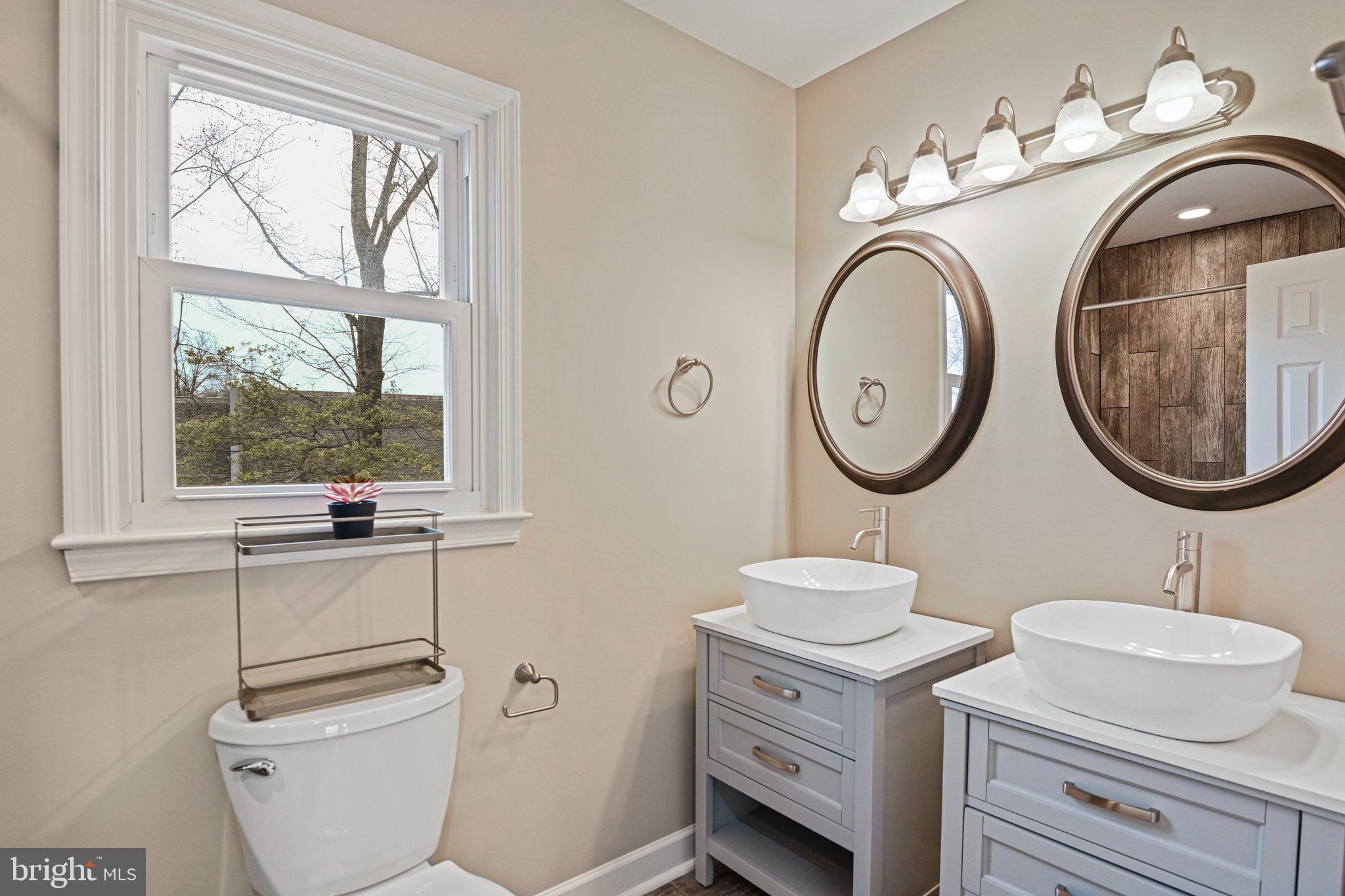 FIVE OAKS ESTATES - Residential