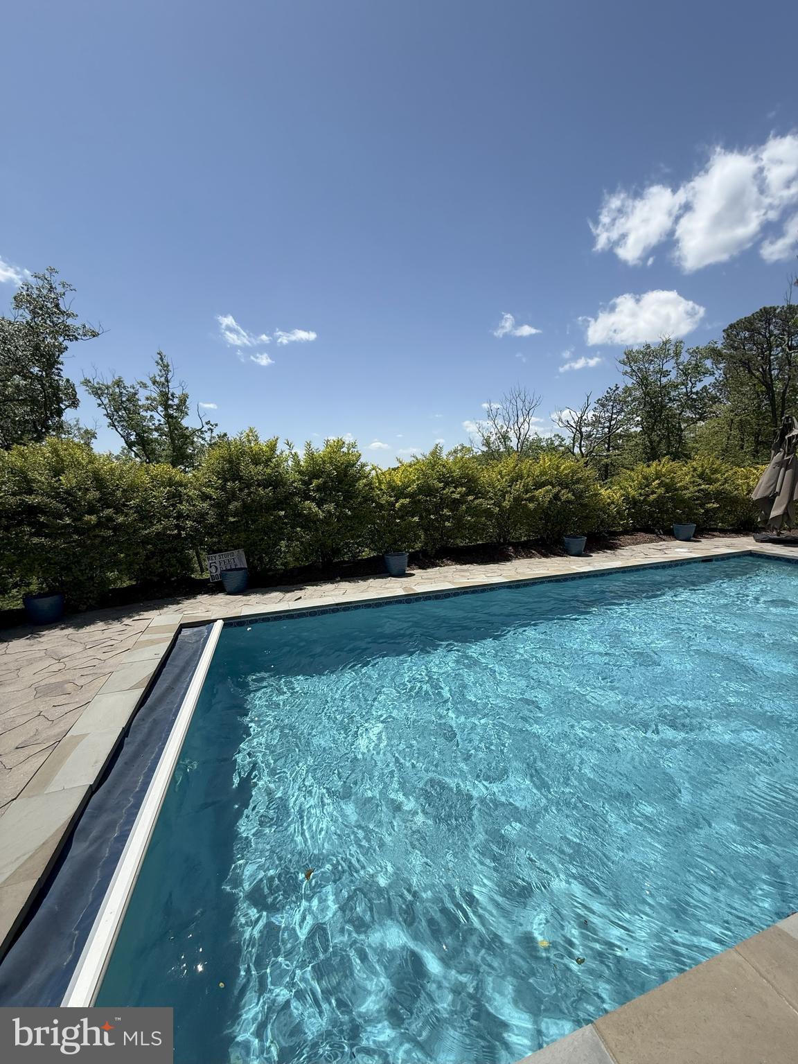 TOP OF THE MOUNTAIN - Residential