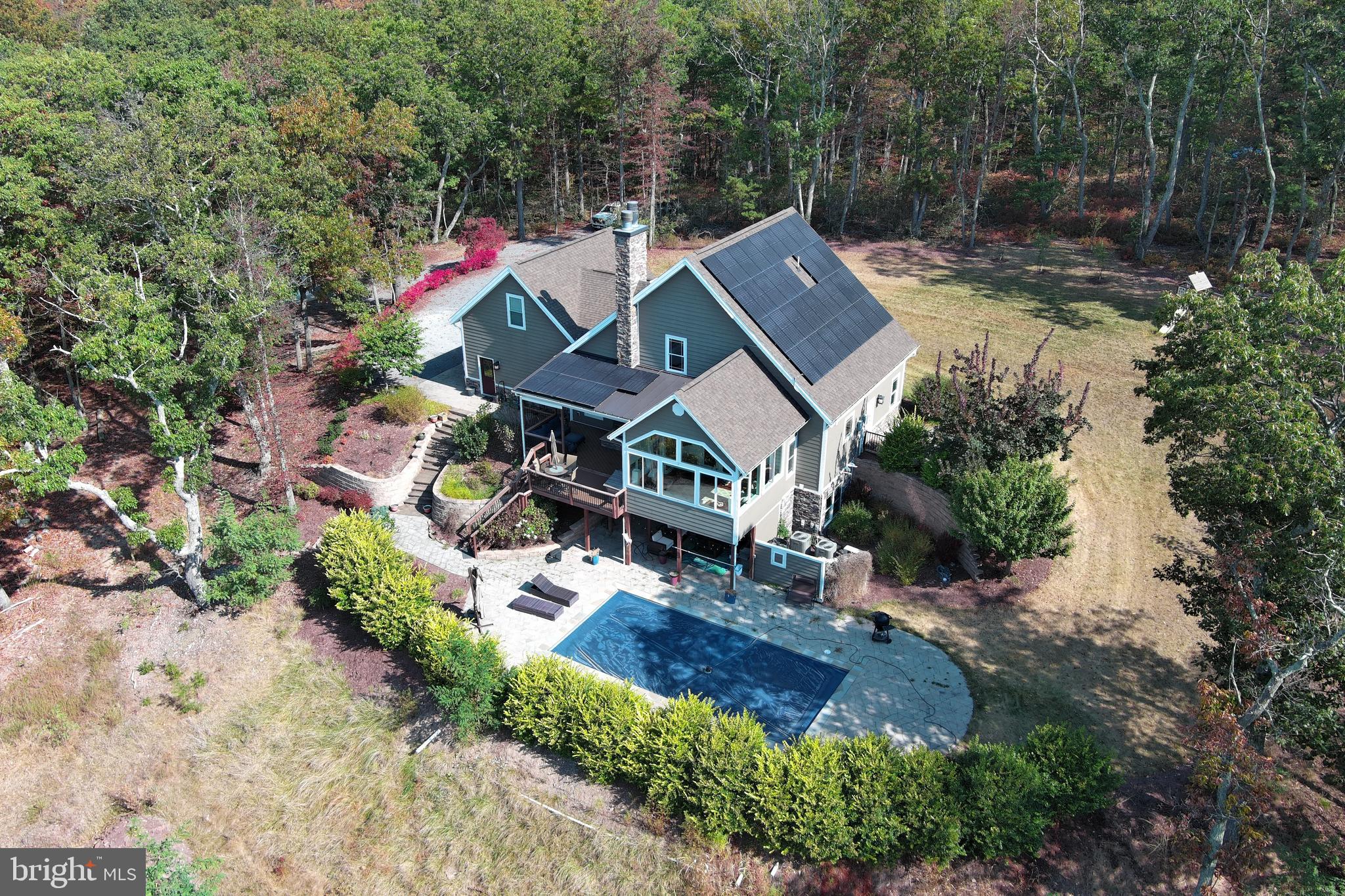 TOP OF THE MOUNTAIN - Residential