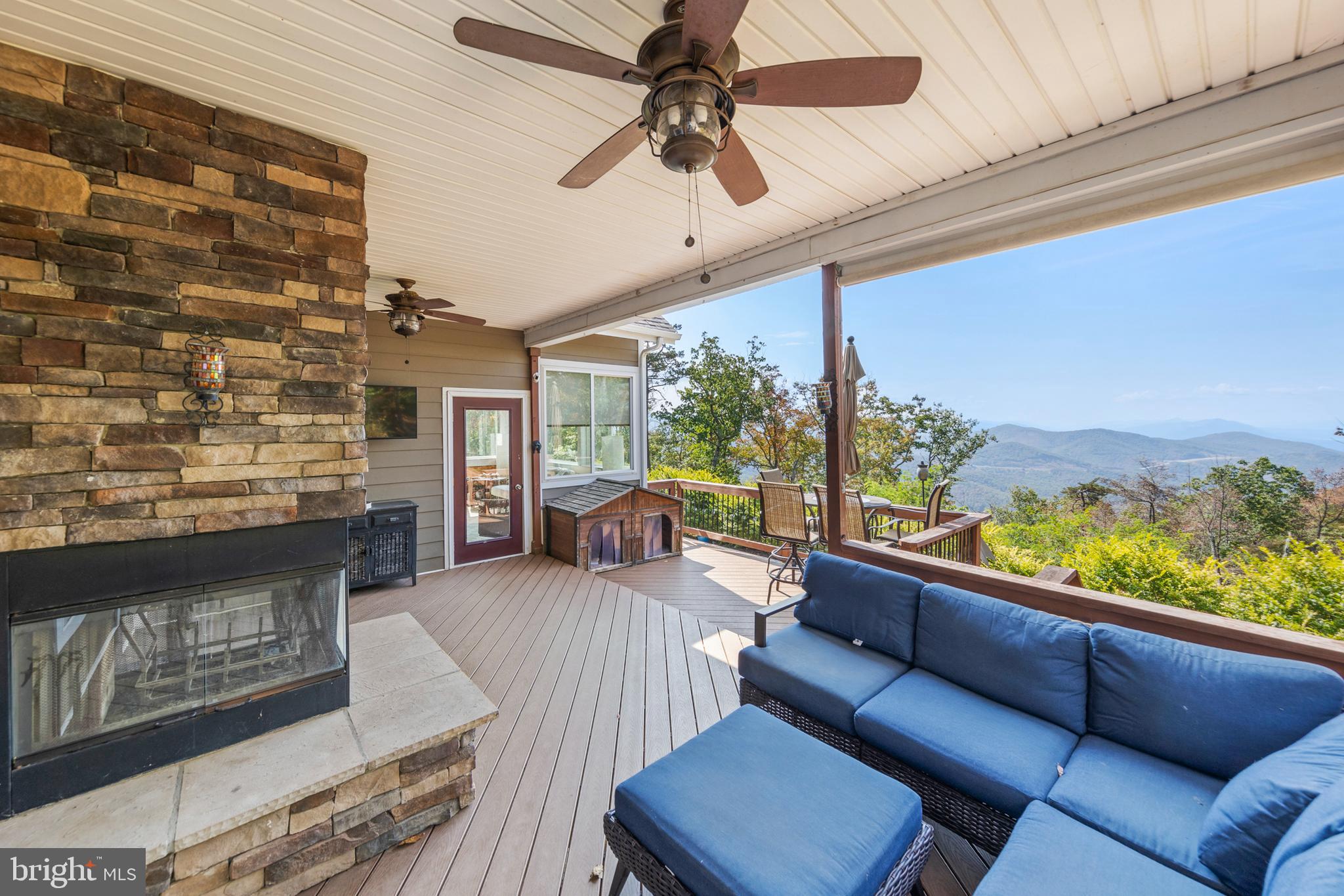 TOP OF THE MOUNTAIN - Residential