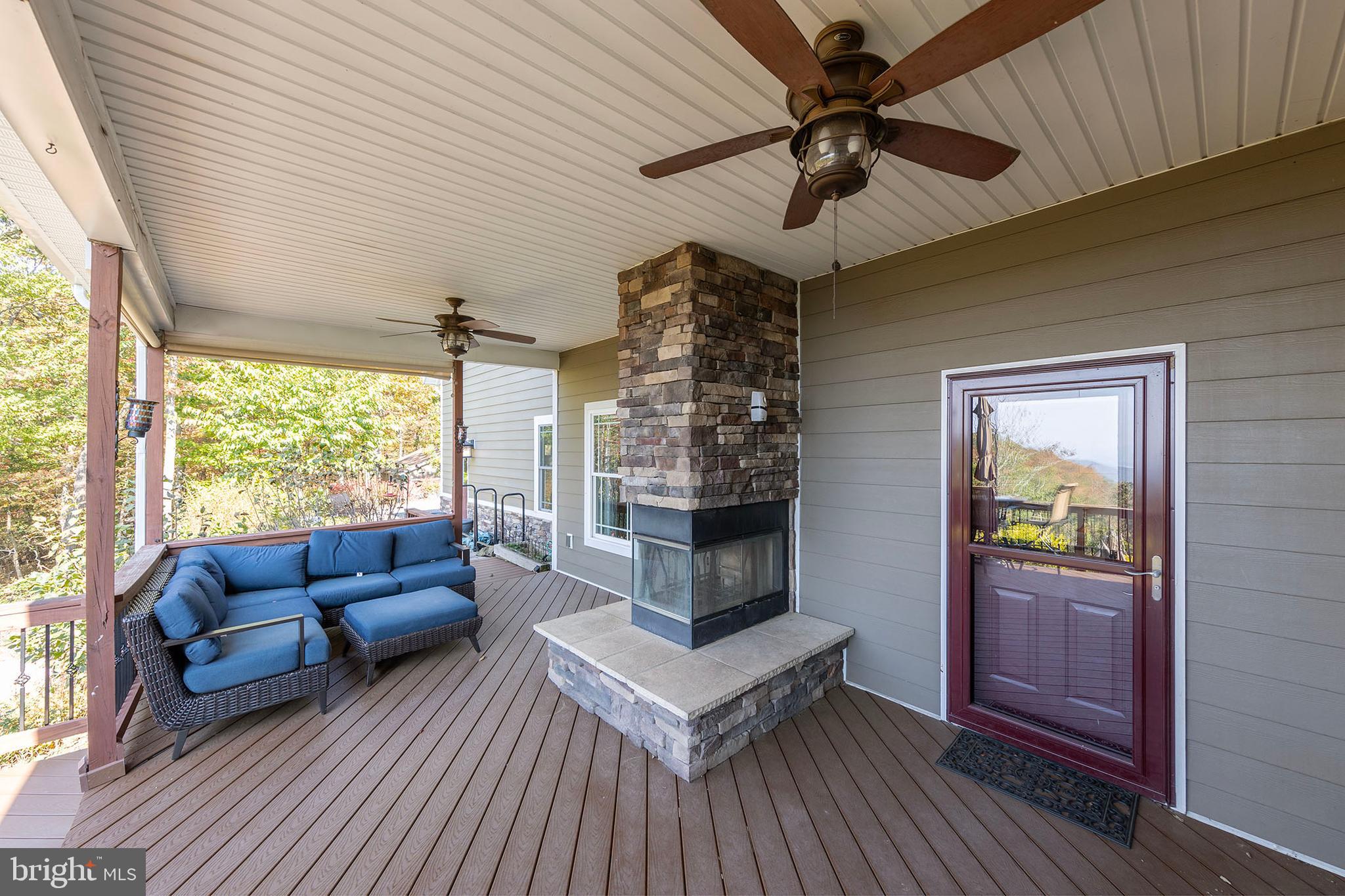 TOP OF THE MOUNTAIN - Residential