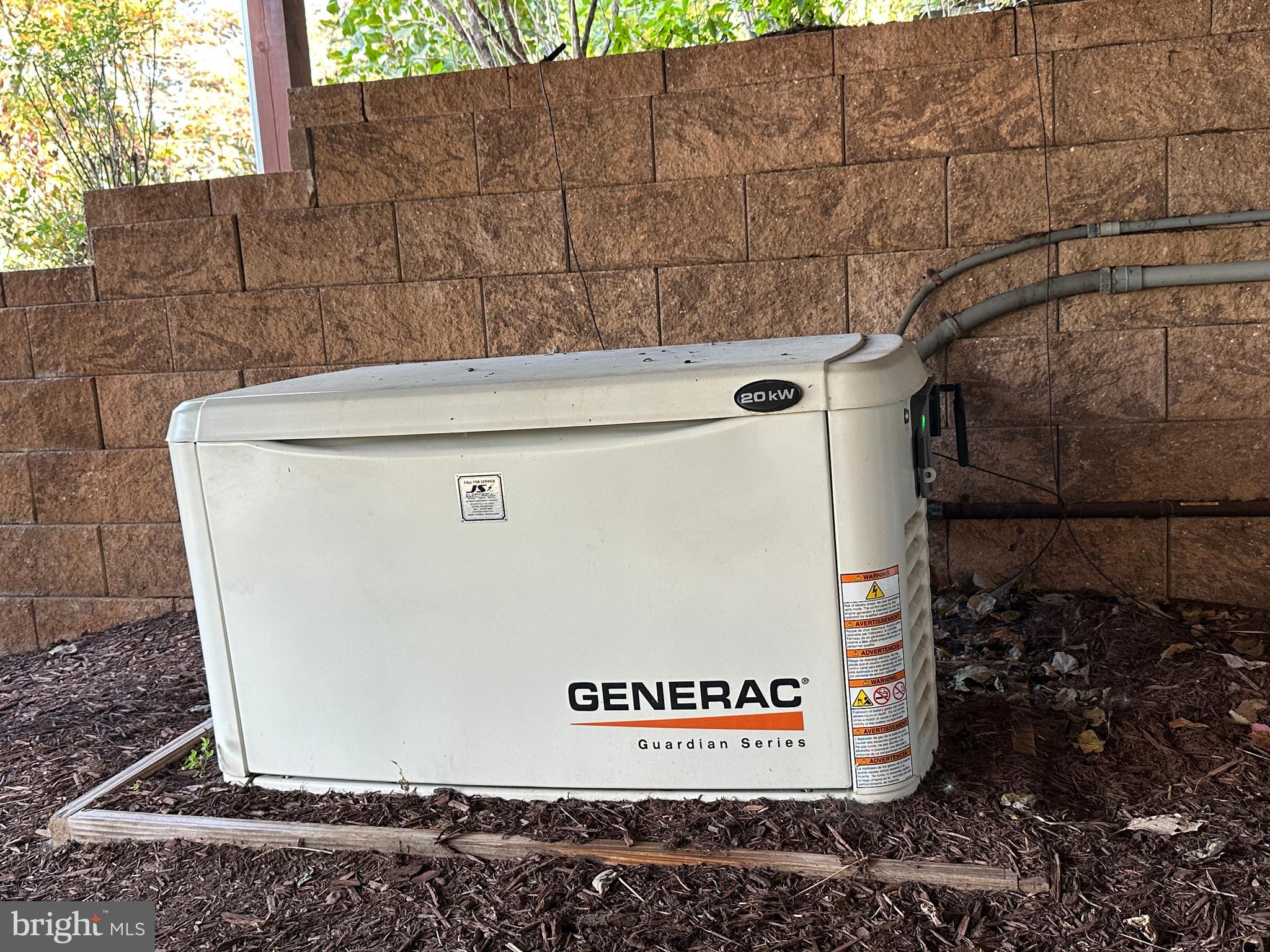 TOP OF THE MOUNTAIN - Residential