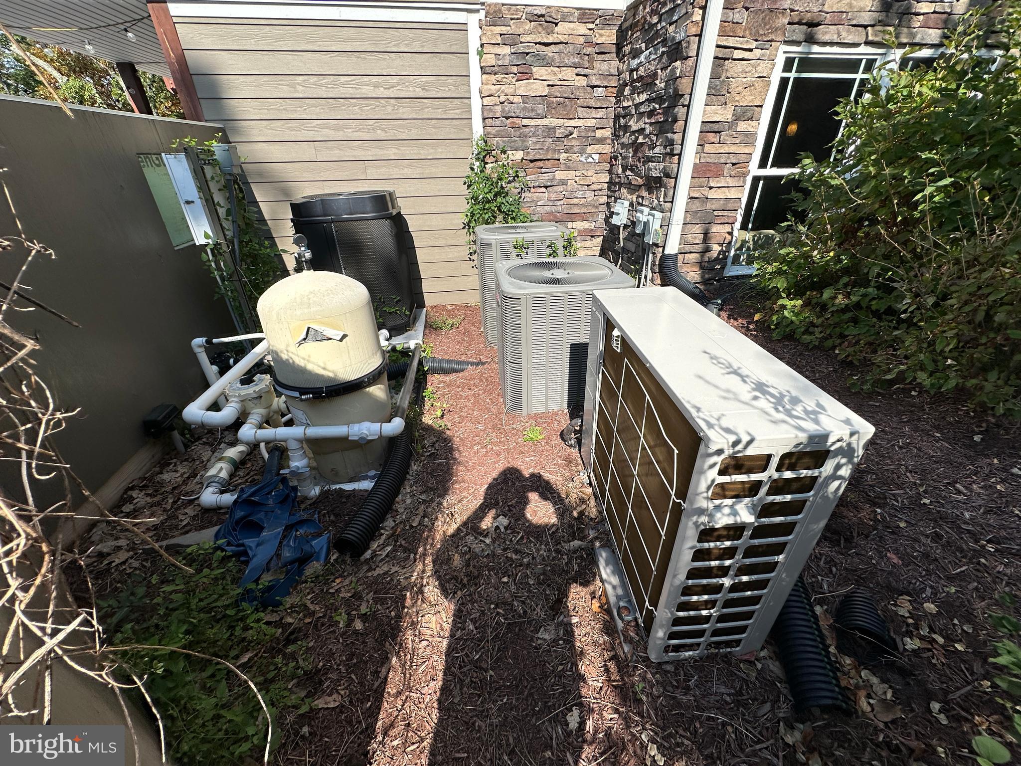 TOP OF THE MOUNTAIN - Residential