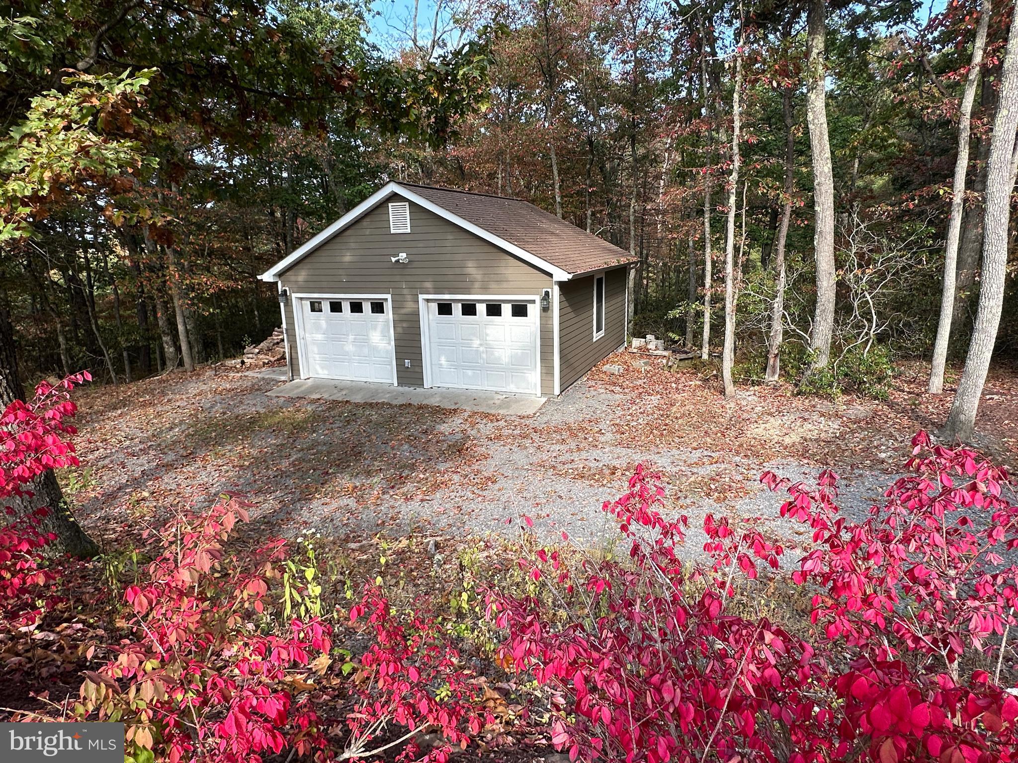 TOP OF THE MOUNTAIN - Residential