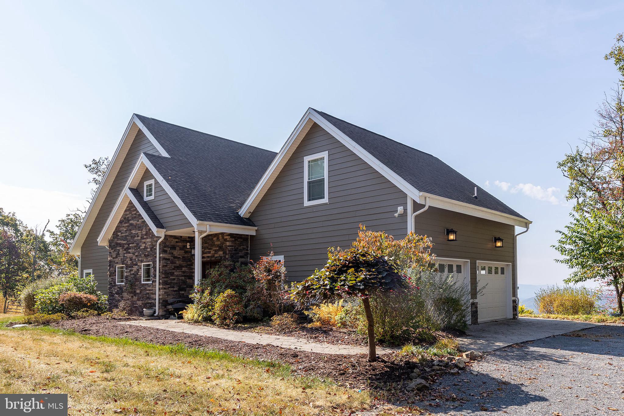 1239 TOP OF THE MOUNTAIN