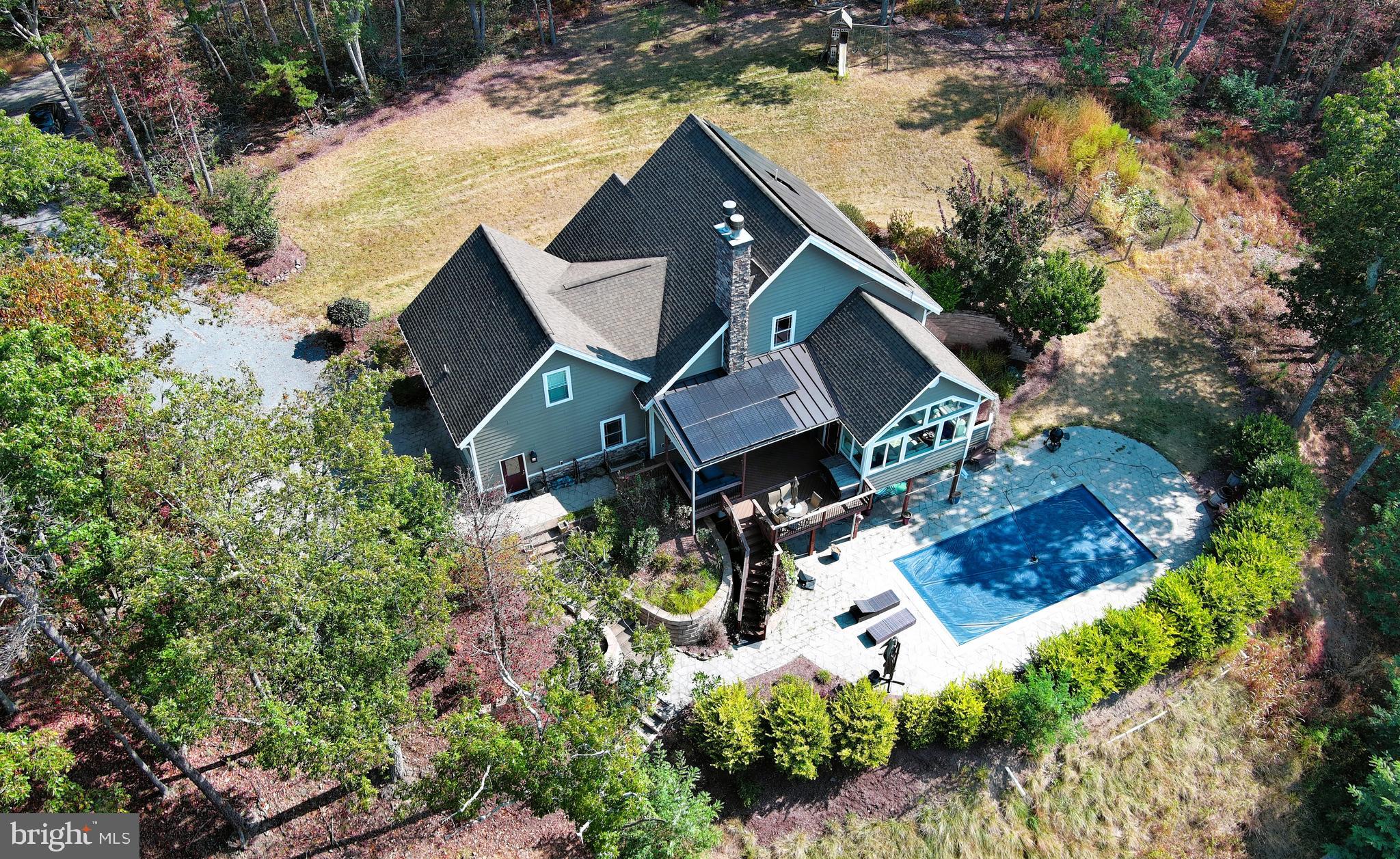 TOP OF THE MOUNTAIN - Residential