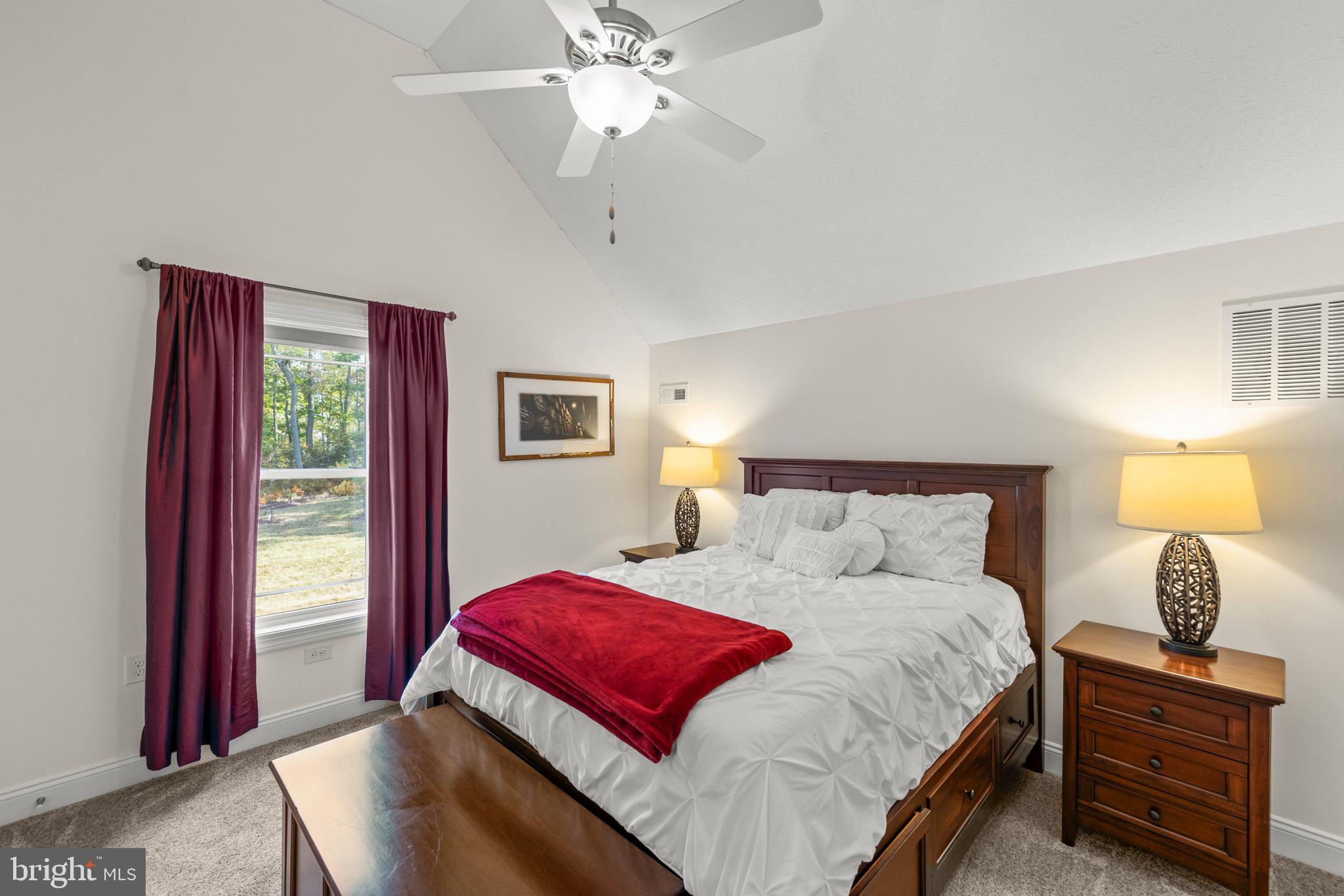 TOP OF THE MOUNTAIN - Residential