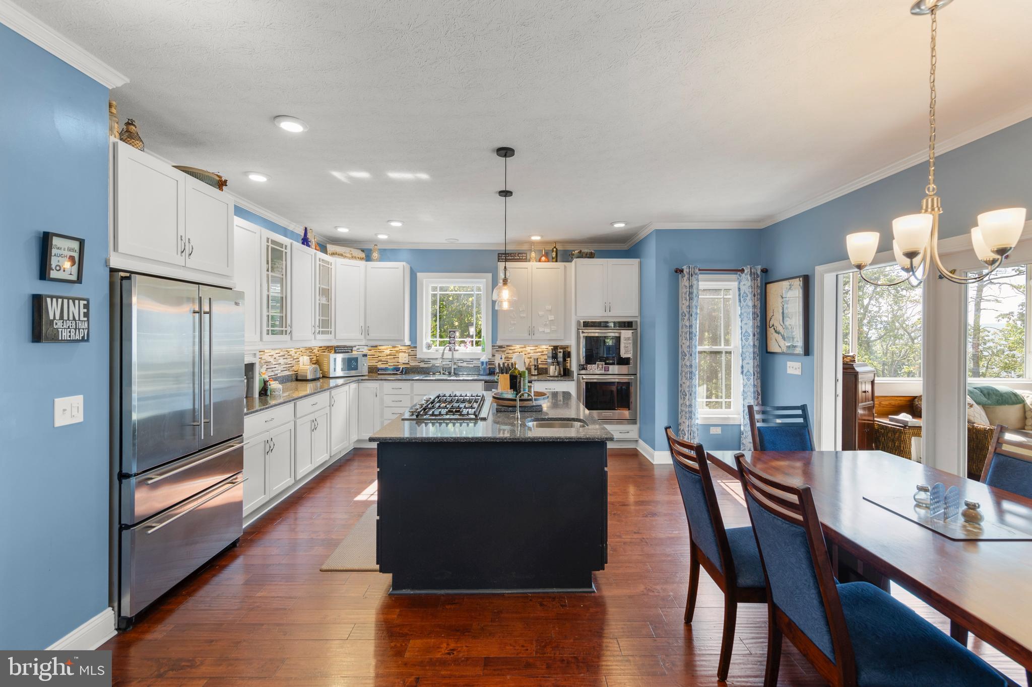 TOP OF THE MOUNTAIN - Residential