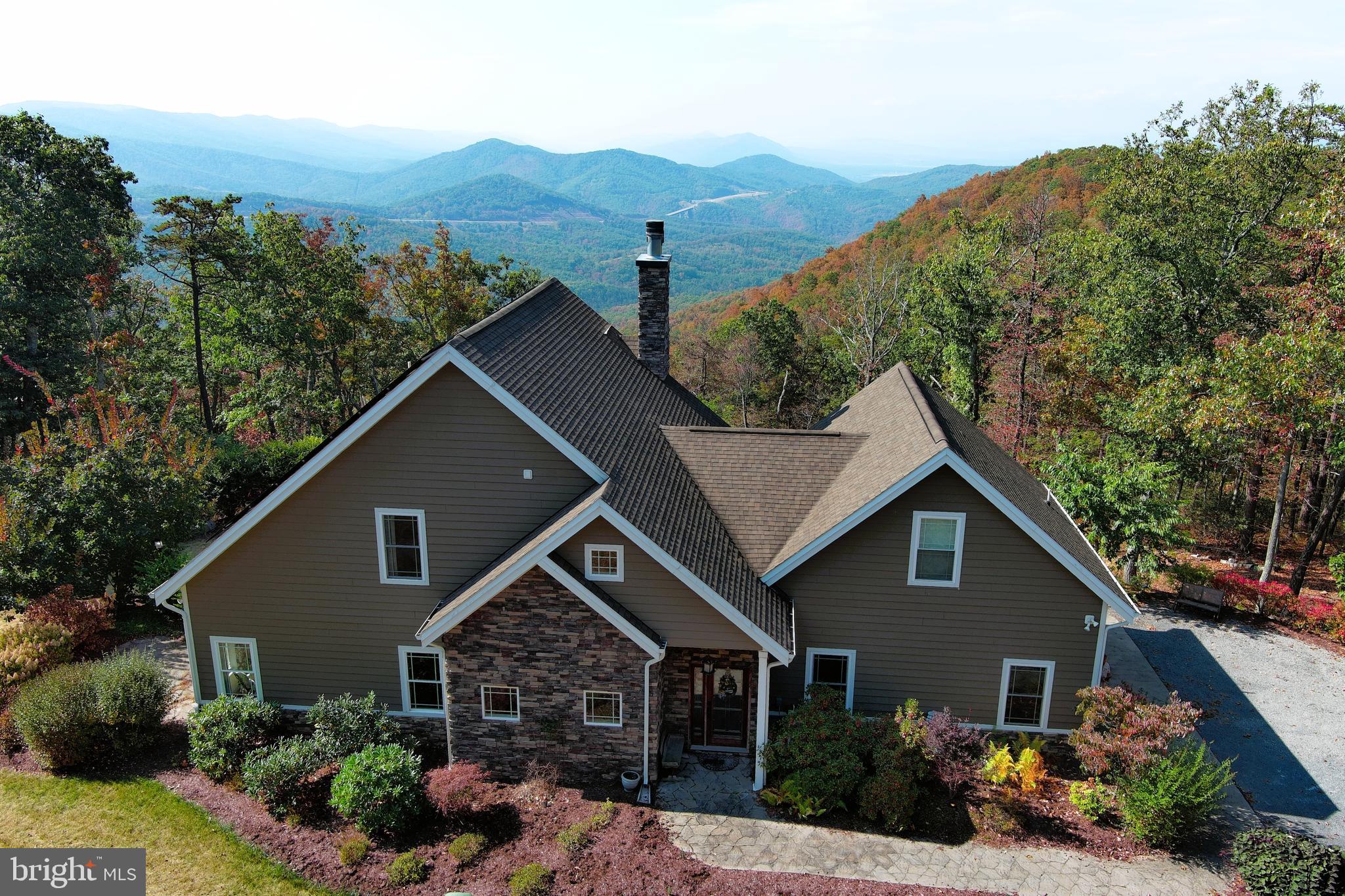 TOP OF THE MOUNTAIN - Residential