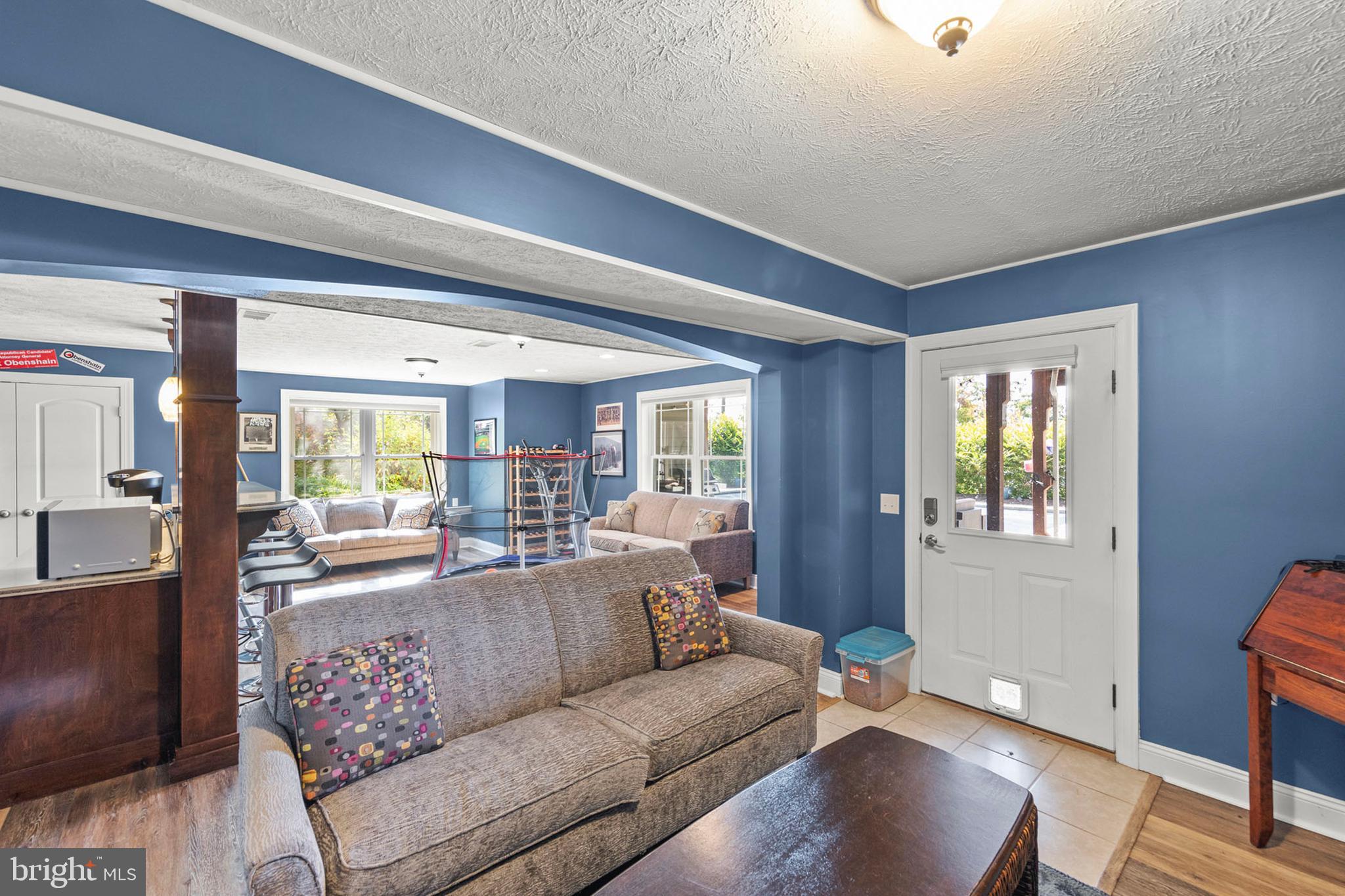 TOP OF THE MOUNTAIN - Residential