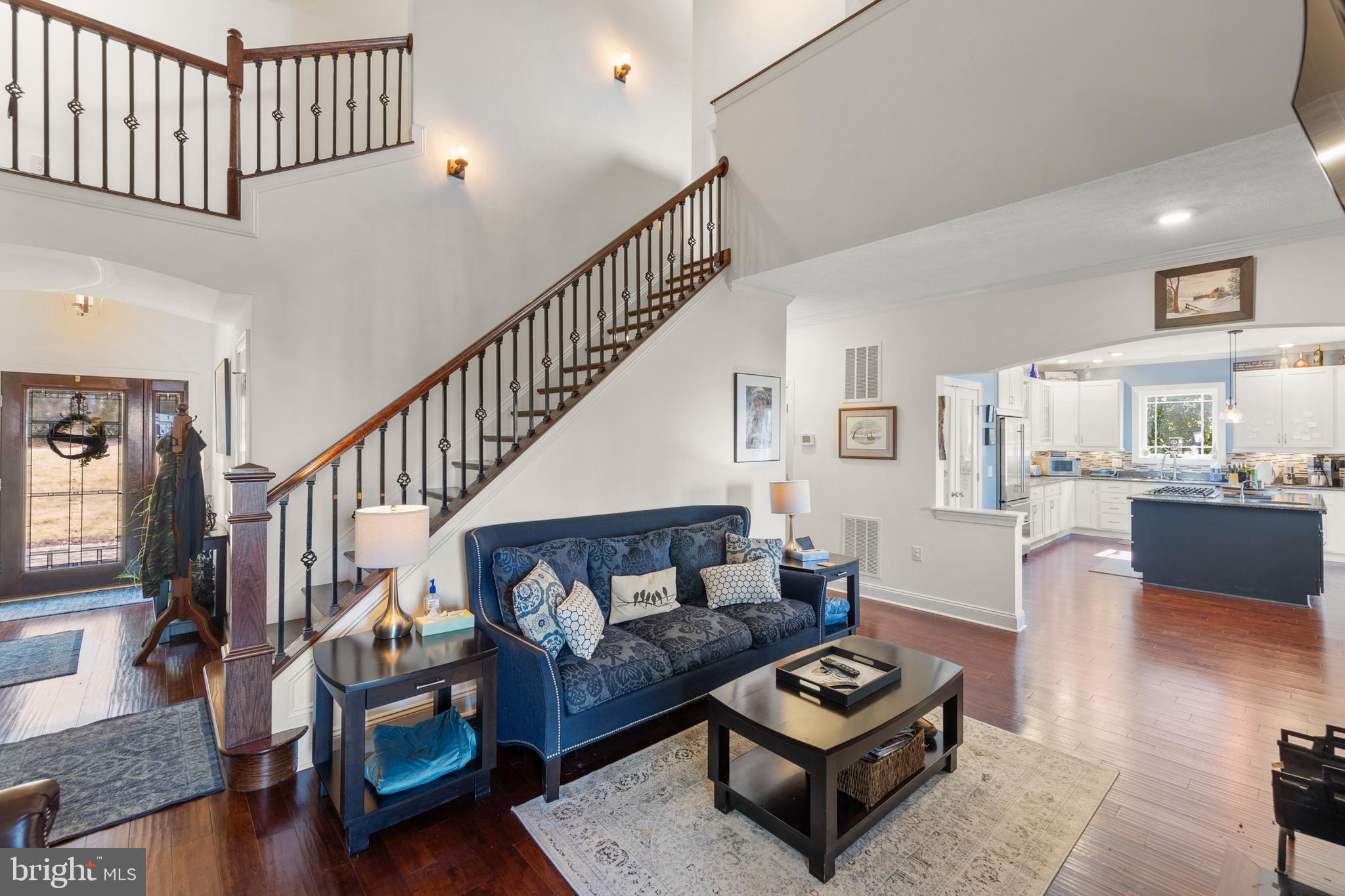 TOP OF THE MOUNTAIN - Residential