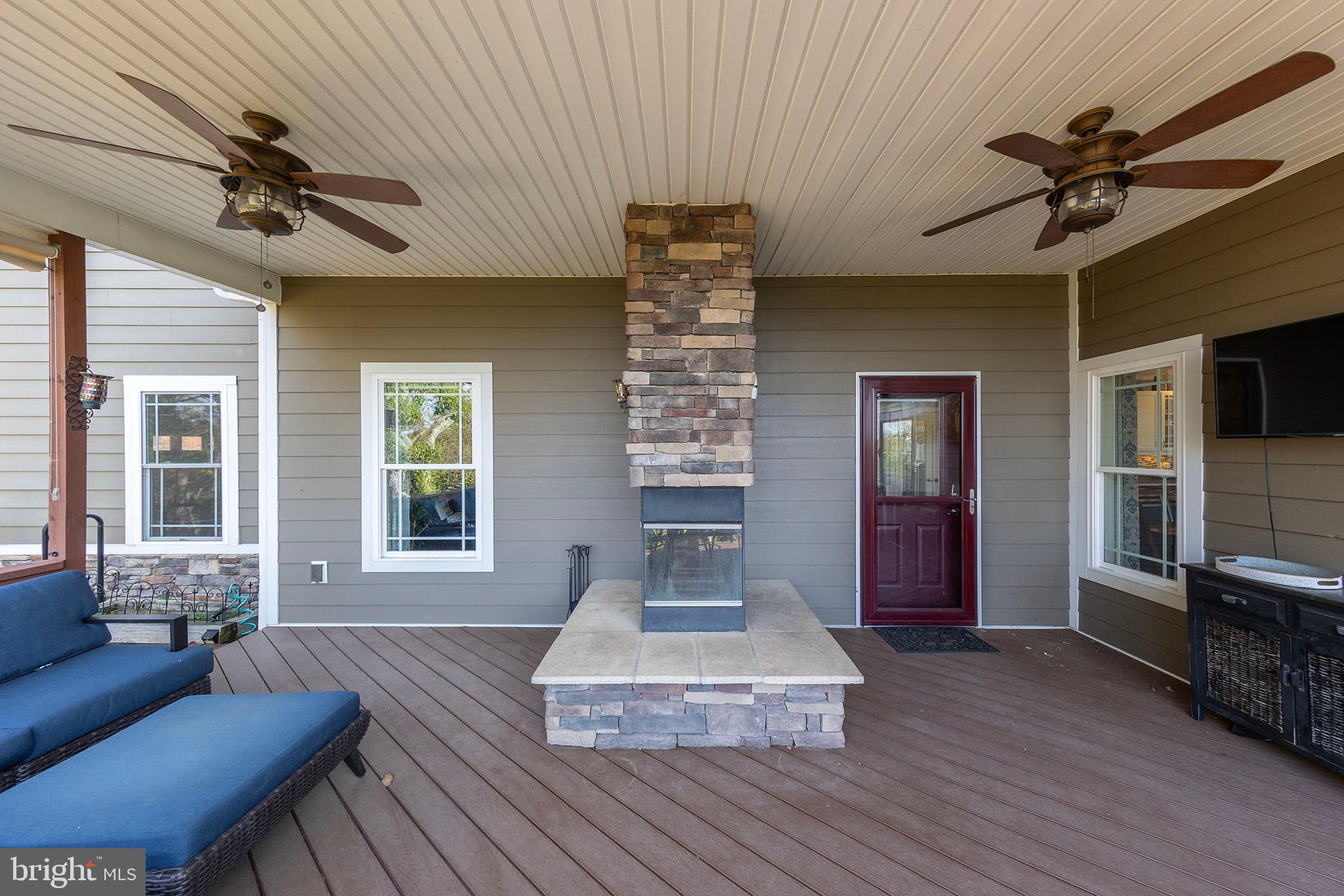 TOP OF THE MOUNTAIN - Residential