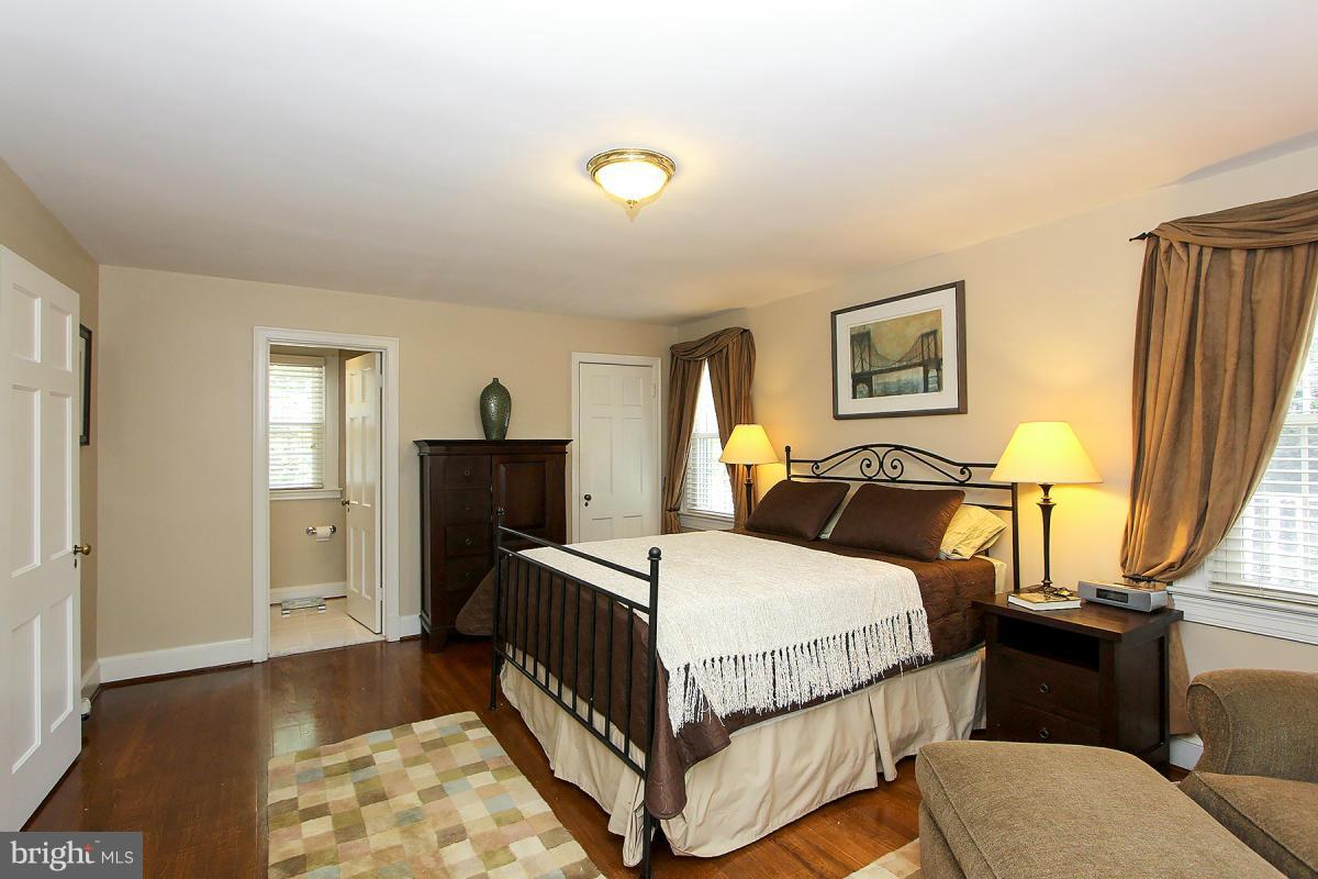 CHEVY CHASE - Residential