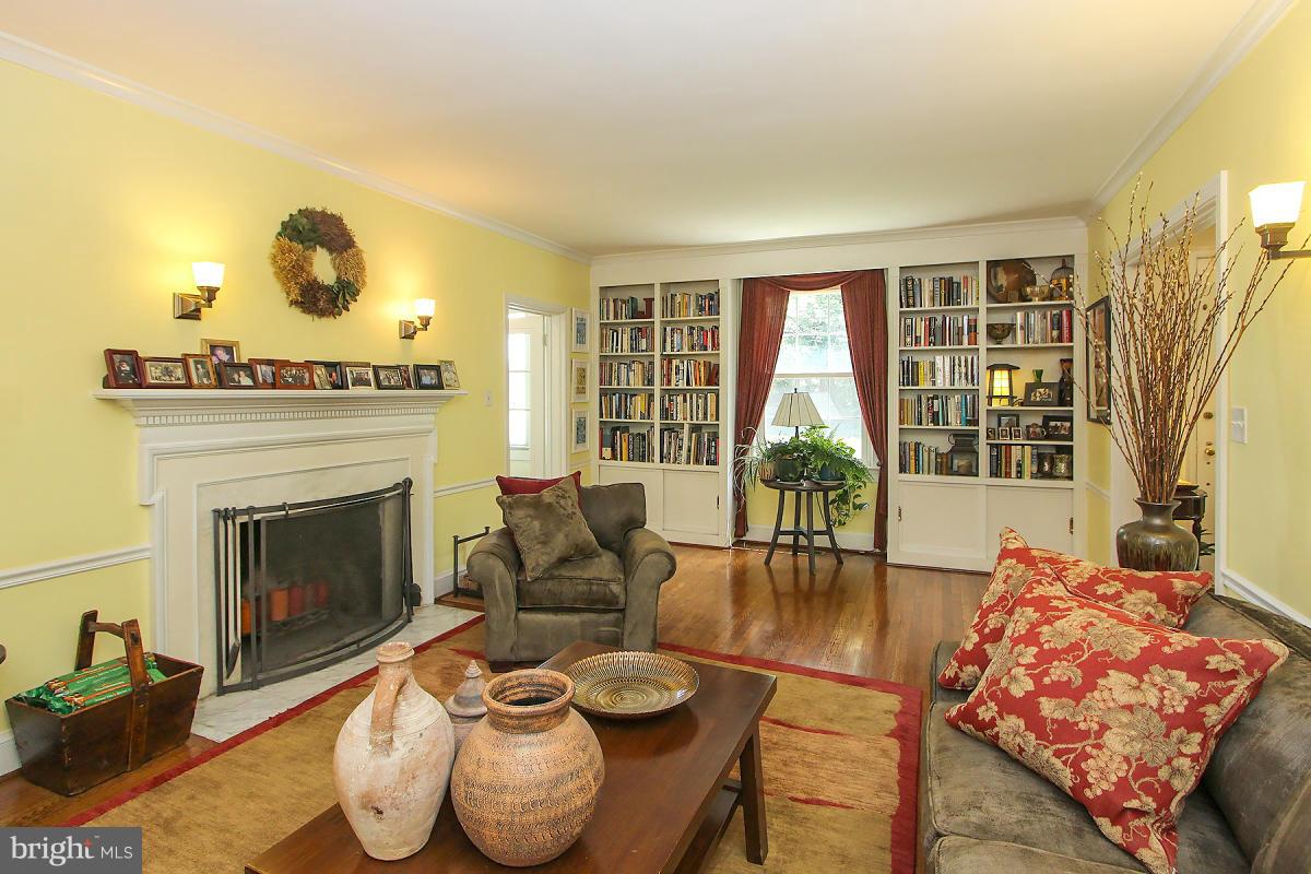 CHEVY CHASE - Residential