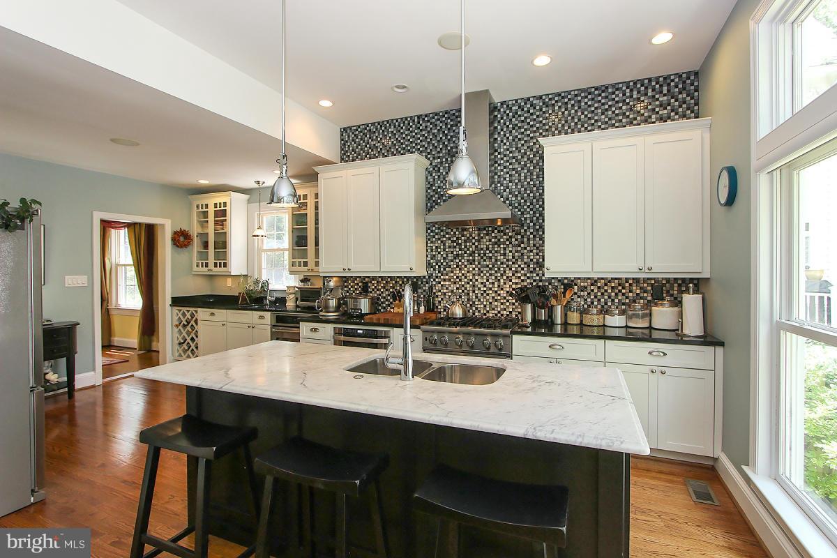 CHEVY CHASE - Residential