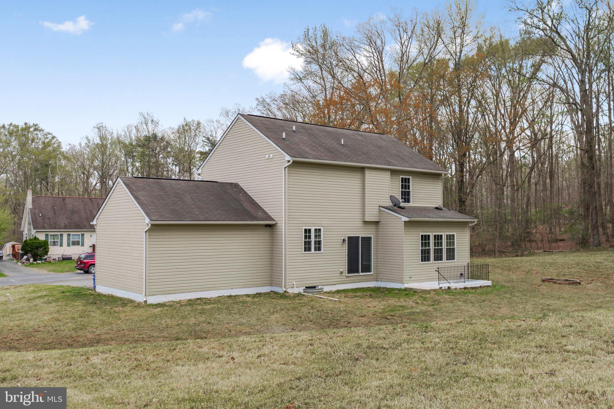 MAPLE VIEW APARTMENTS - Residential