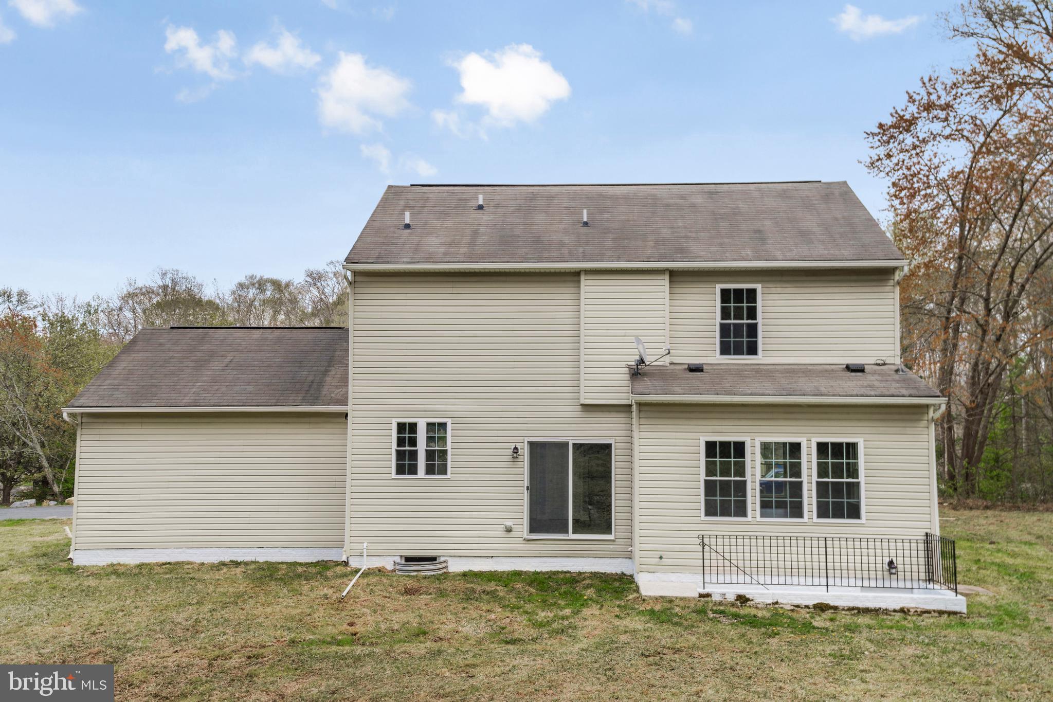 MAPLE VIEW APARTMENTS - Residential