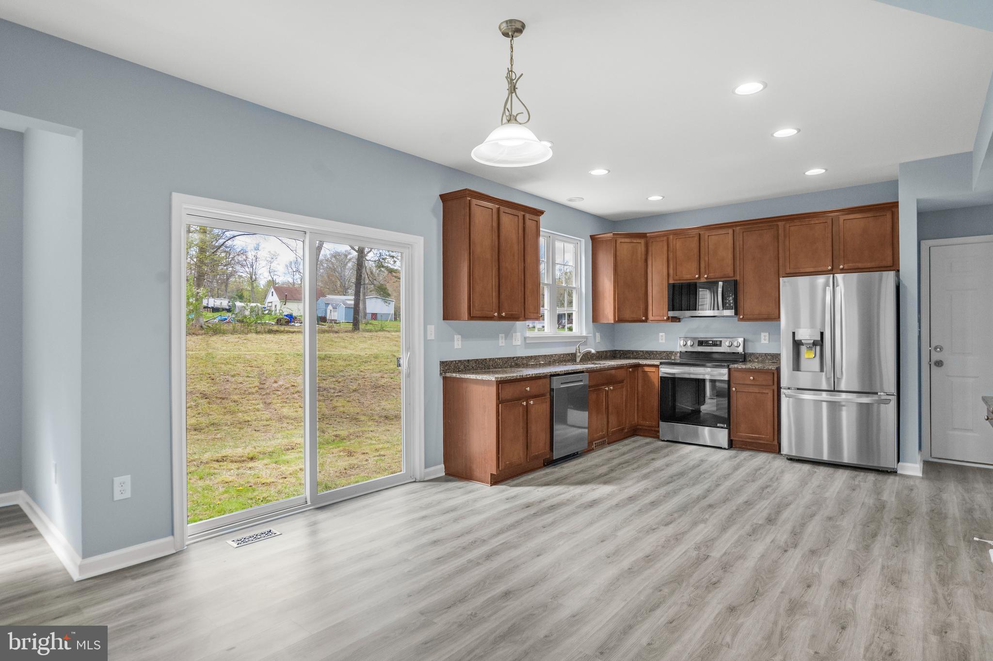 MAPLE VIEW APARTMENTS - Residential